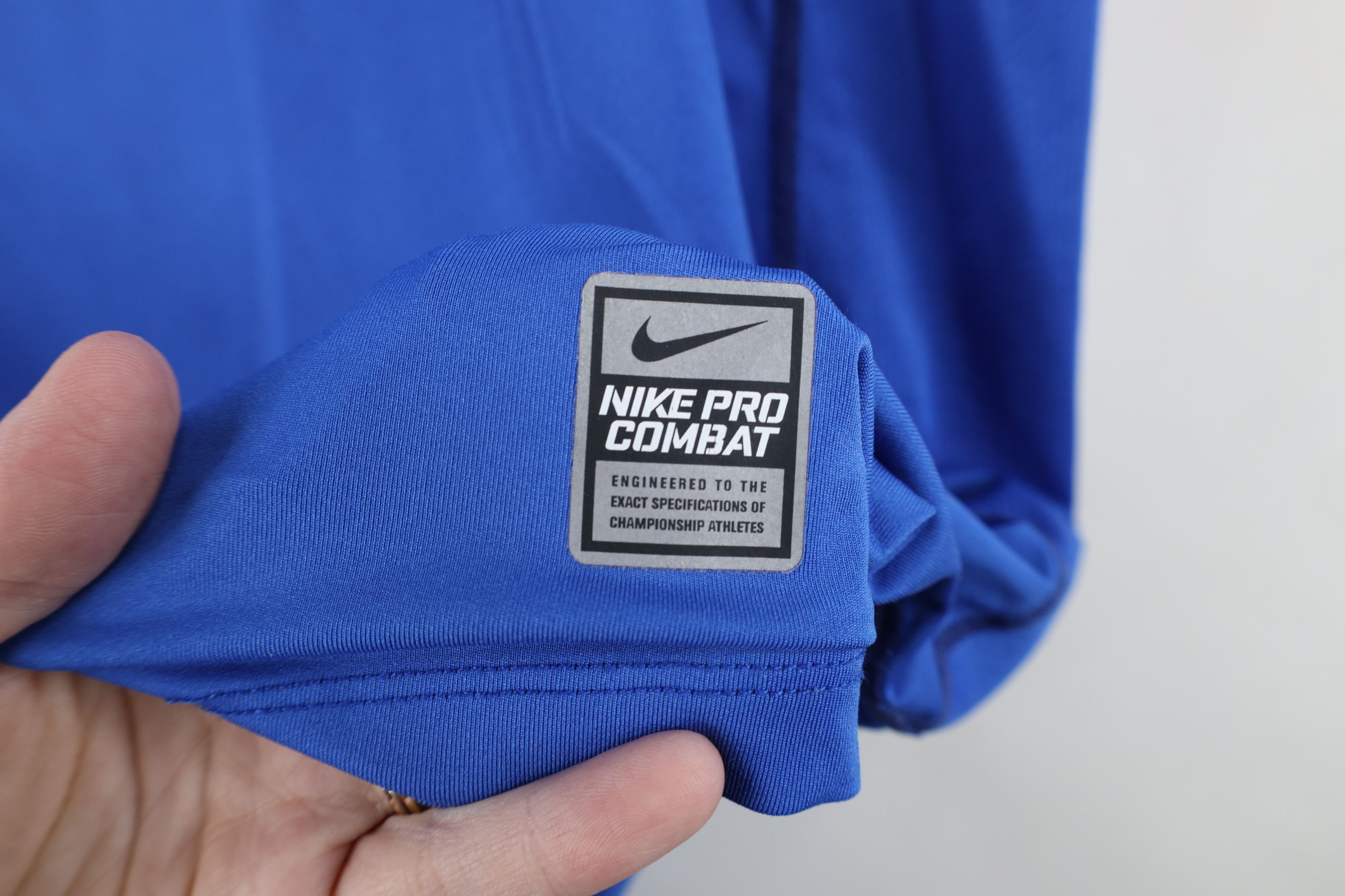 Nike Nike Pro Combat Training Sleeveless Muscle T-Shirt Blue Size US L / EU 52-54 / 3 - 5 Thumbnail
