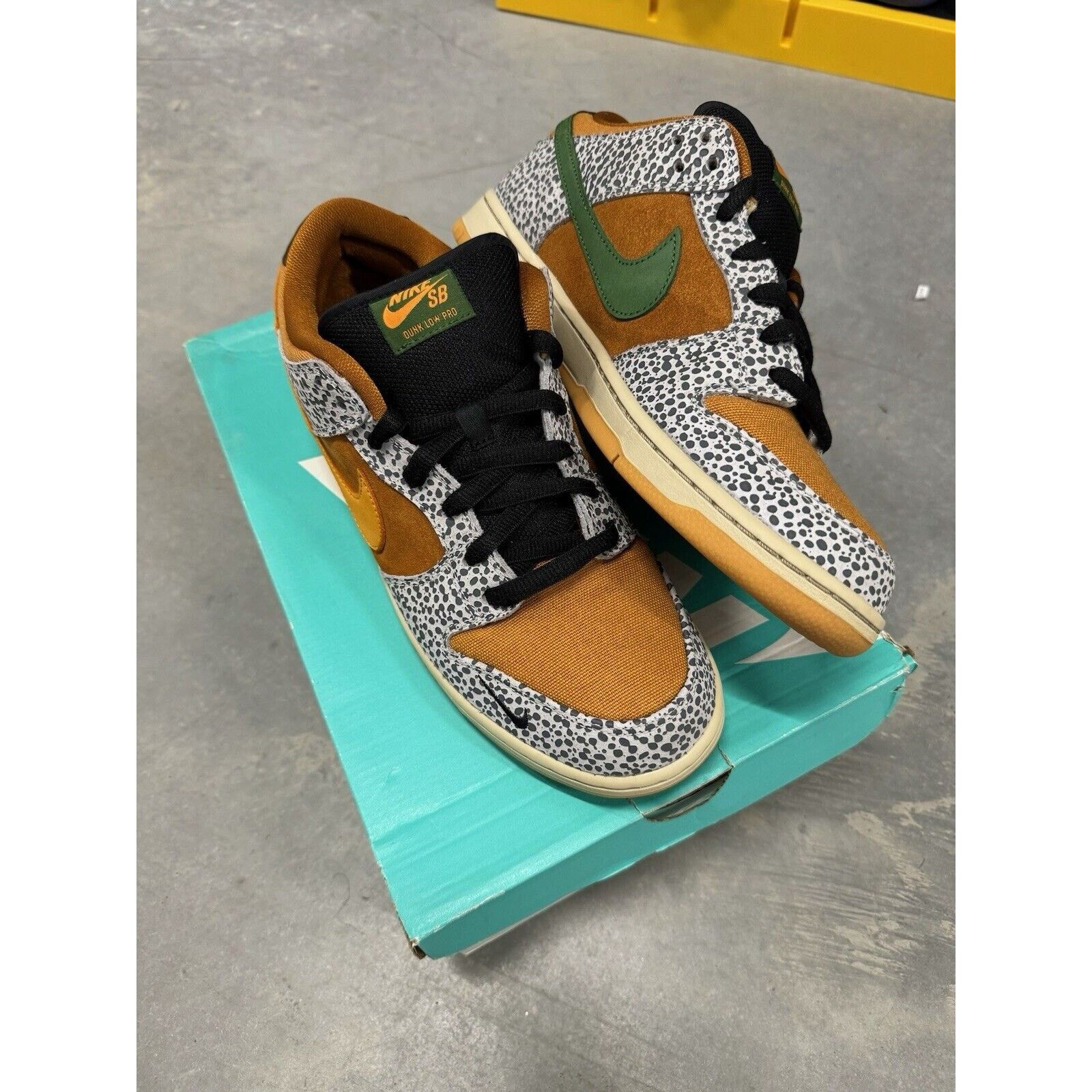 Nike SB Dunk Low Safari