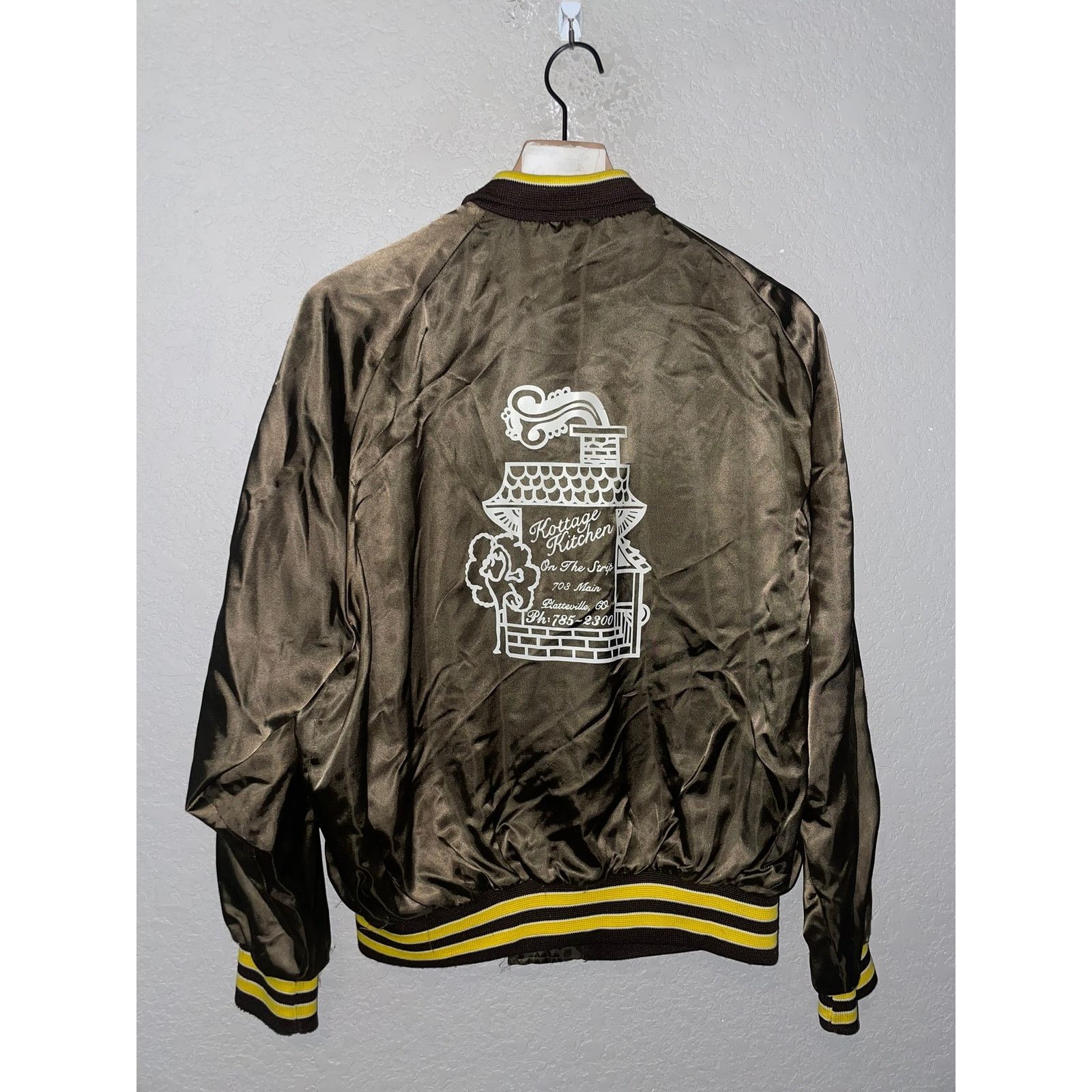 Vintage Vintage Brown Nylon Bomber Jacket Kottage Kitchen VTG 80s L Size US L / EU 52-54 / 3 - 2 Thumbnail