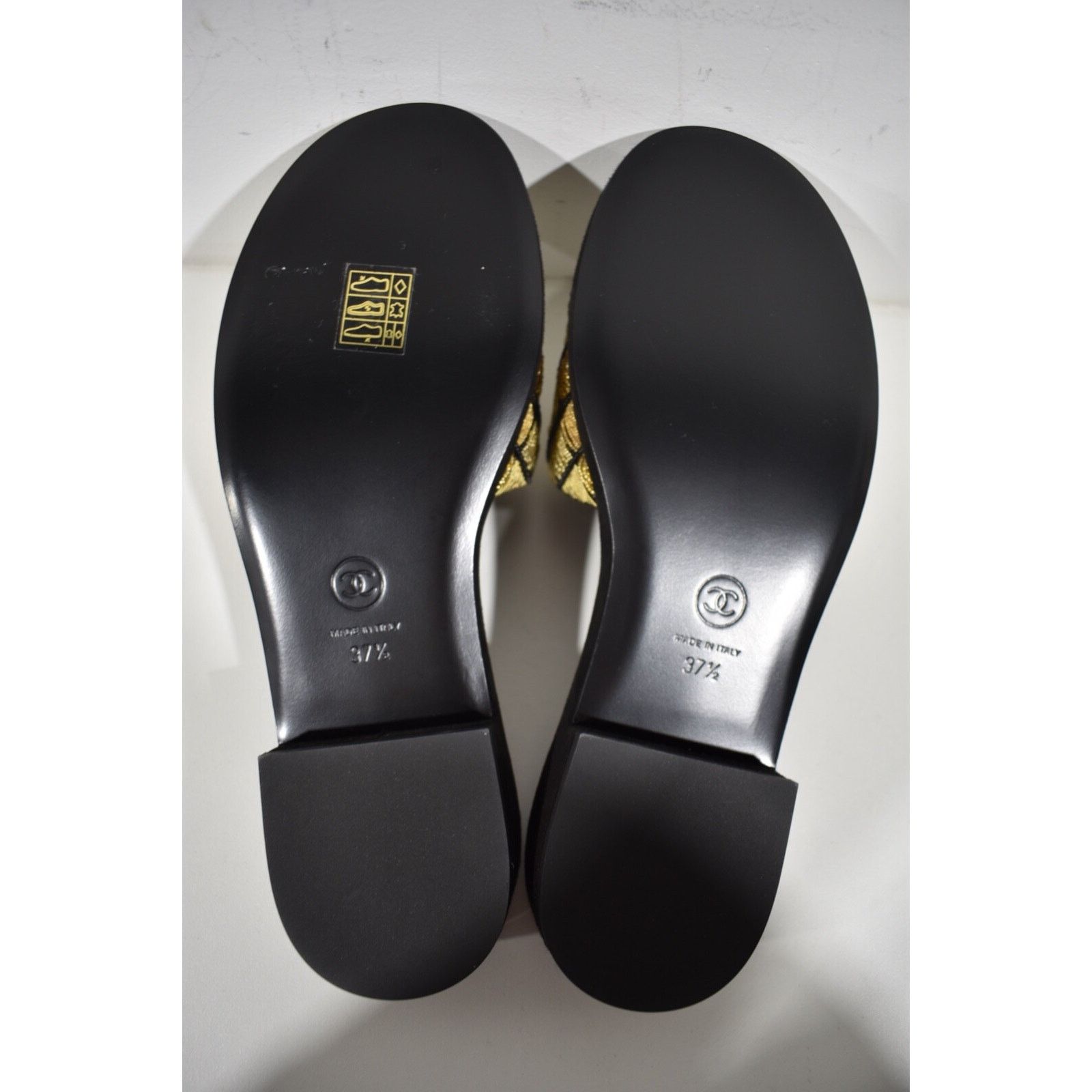 Chanel Chanel 21A Gold Black Pearl Embroidery Bead CC Logo Slide Size US 7.5 / IT 37.5 - 12 Thumbnail