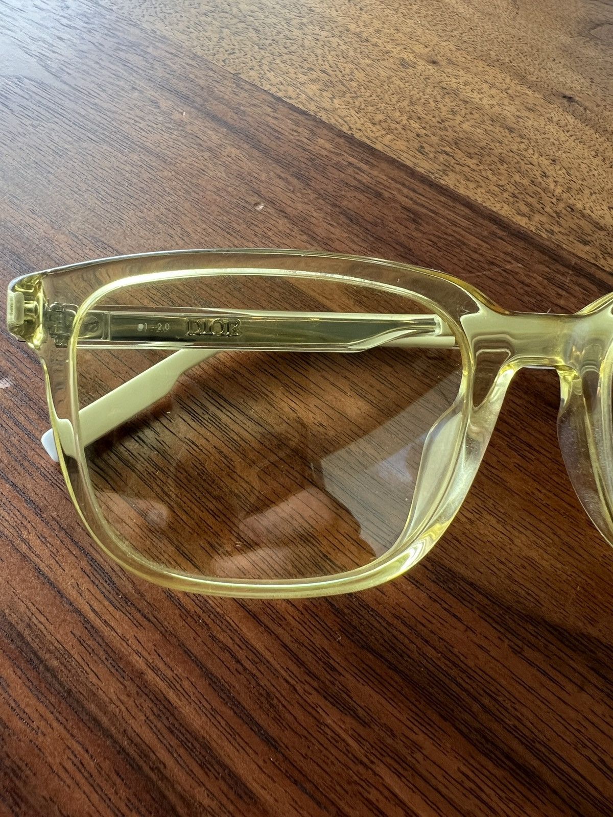 Dior Dior Diortag SU 70H0 yellow white Size ONE SIZE - 7 Thumbnail