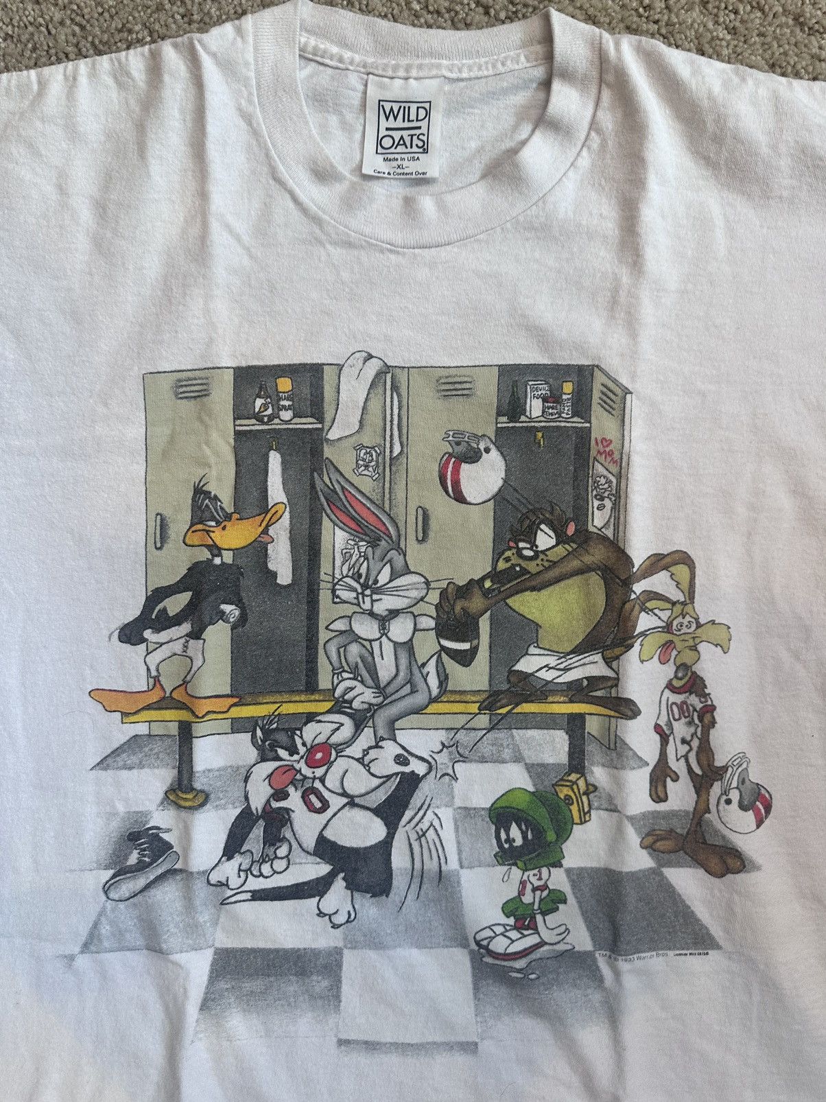Vintage × Warner Bros 1993 Looney Tunes Football Shirt Size US XL / EU 56 / 4 - 2 Thumbnail