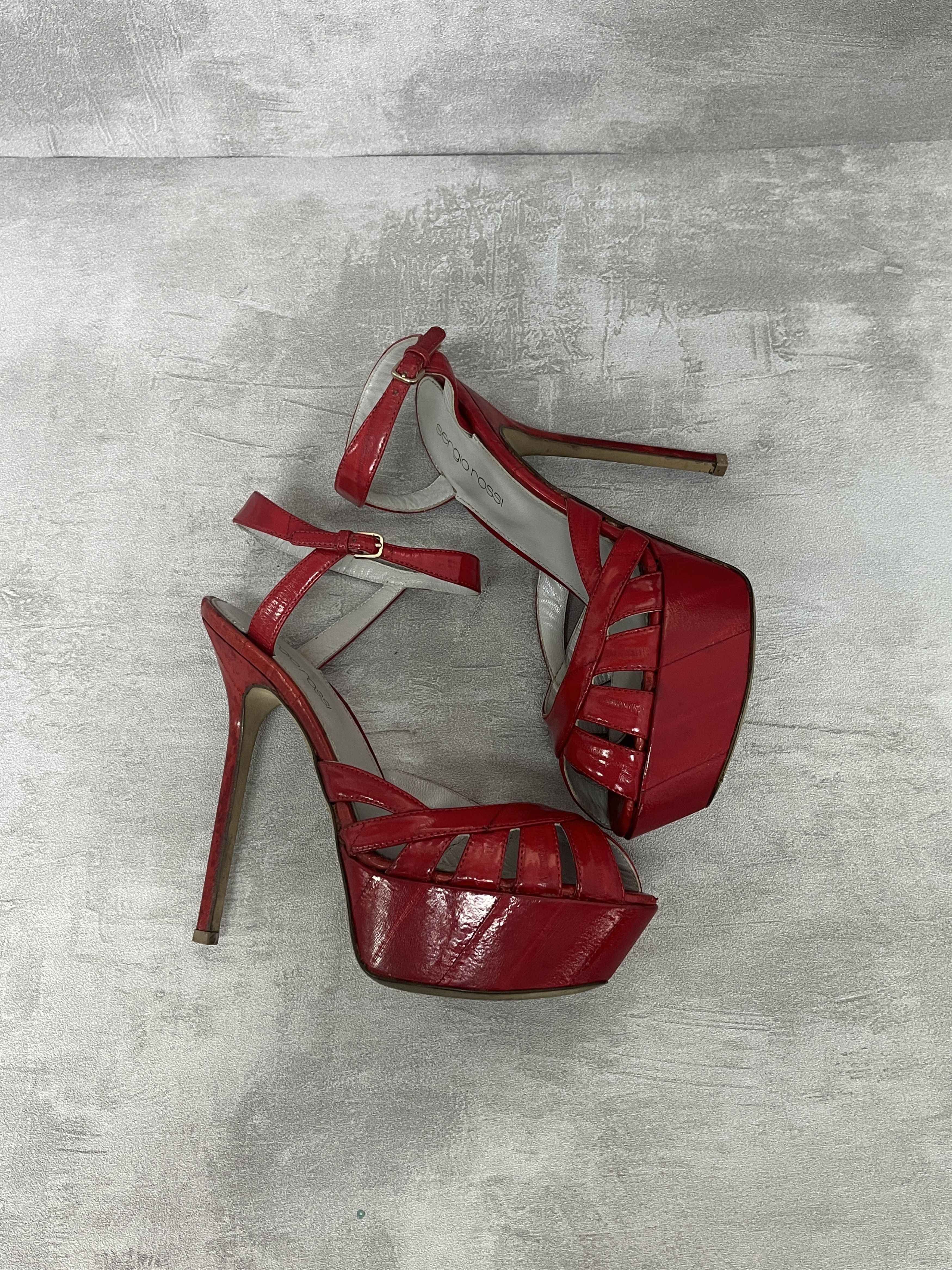 Sergio Rossi Sergio Rossi Wine Red Peep-Toes Platform Heels Size US 5 / IT 35 - 7 Thumbnail