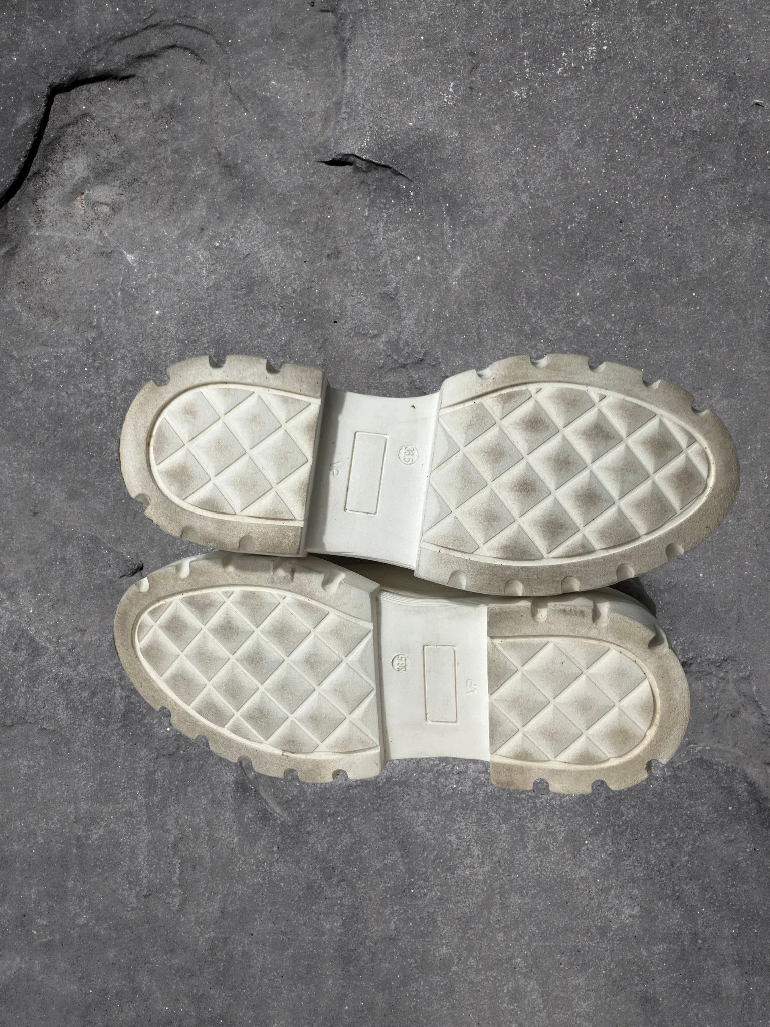 Free People Freepeople — Boots | GUC · Sz EU 36.5 Size US 6.5 / IT 36.5 - 5 Thumbnail
