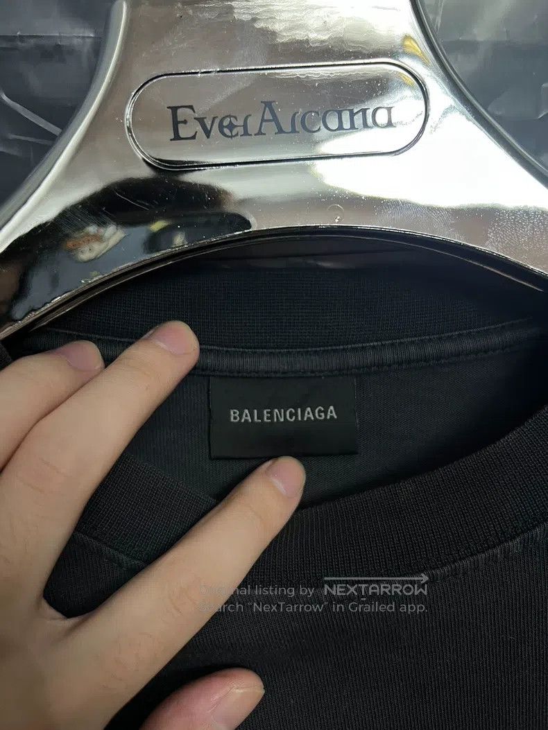 Balenciaga Balenciaga Distressed Short Sleeve Size US S / EU 44-46 / 1 - 4 Thumbnail