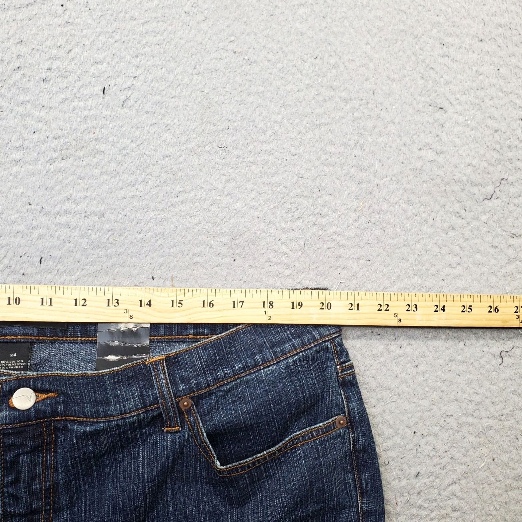 Denime Venezia Jeans Womens 24 Blue Denim Faded Stretch 5-Pockets Low Waist Relaxed Fit Jeans Size 42" / US 20 - 6 Thumbnail