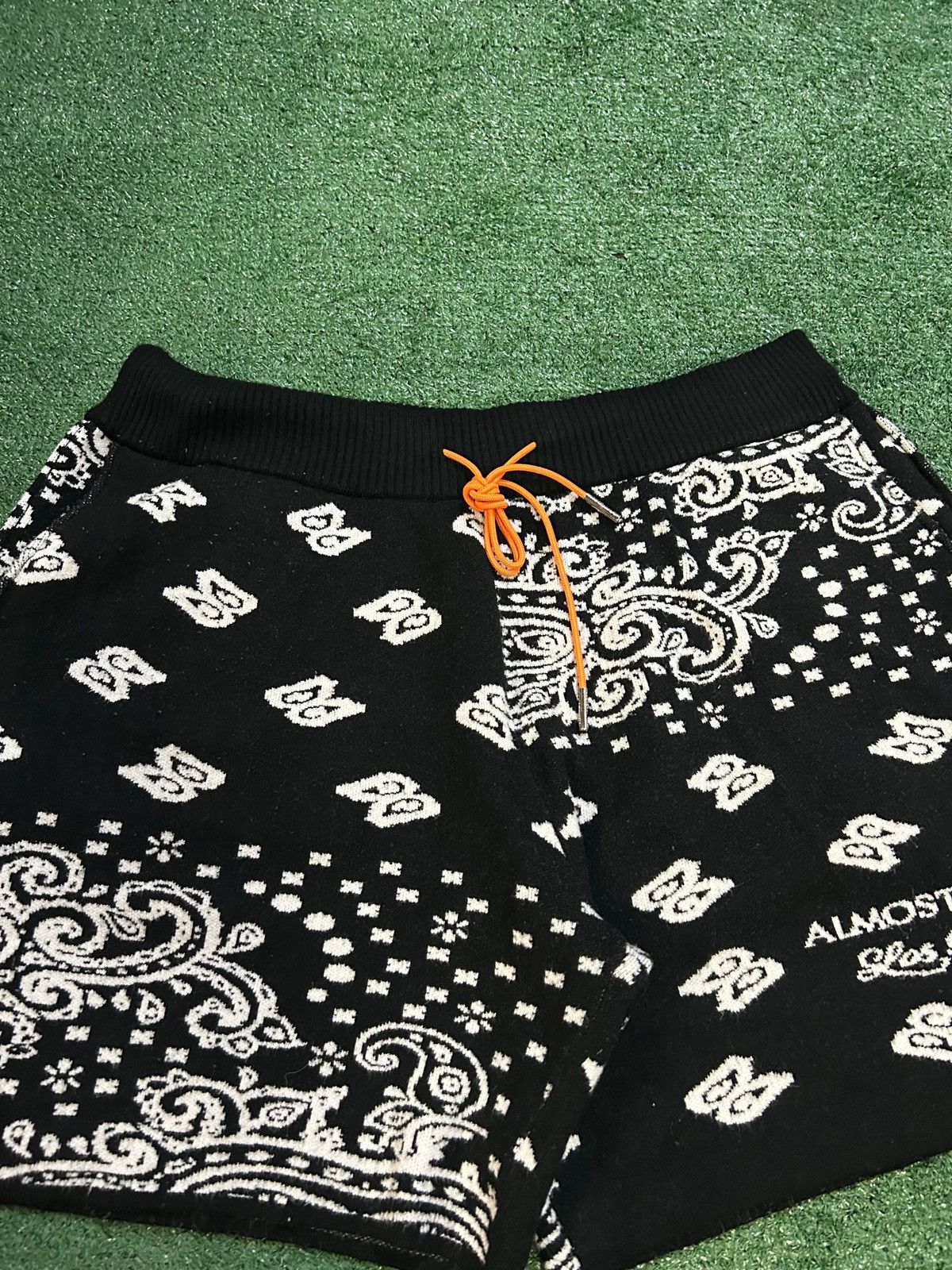 Other Almost someday saint knit shorts Size US 36 / EU 52 - 2 Thumbnail
