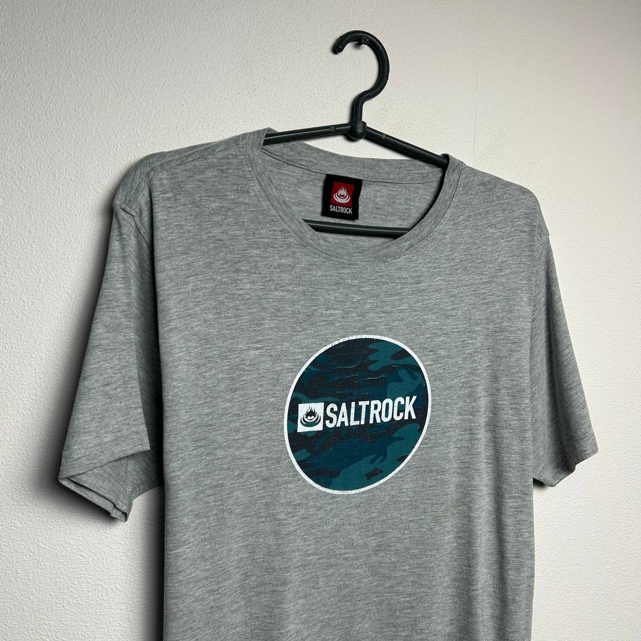 Vintage Vintage Saltrock Big logo streetwear skate y2k opium tee Size US M / EU 48-50 / 2 - 2 Thumbnail