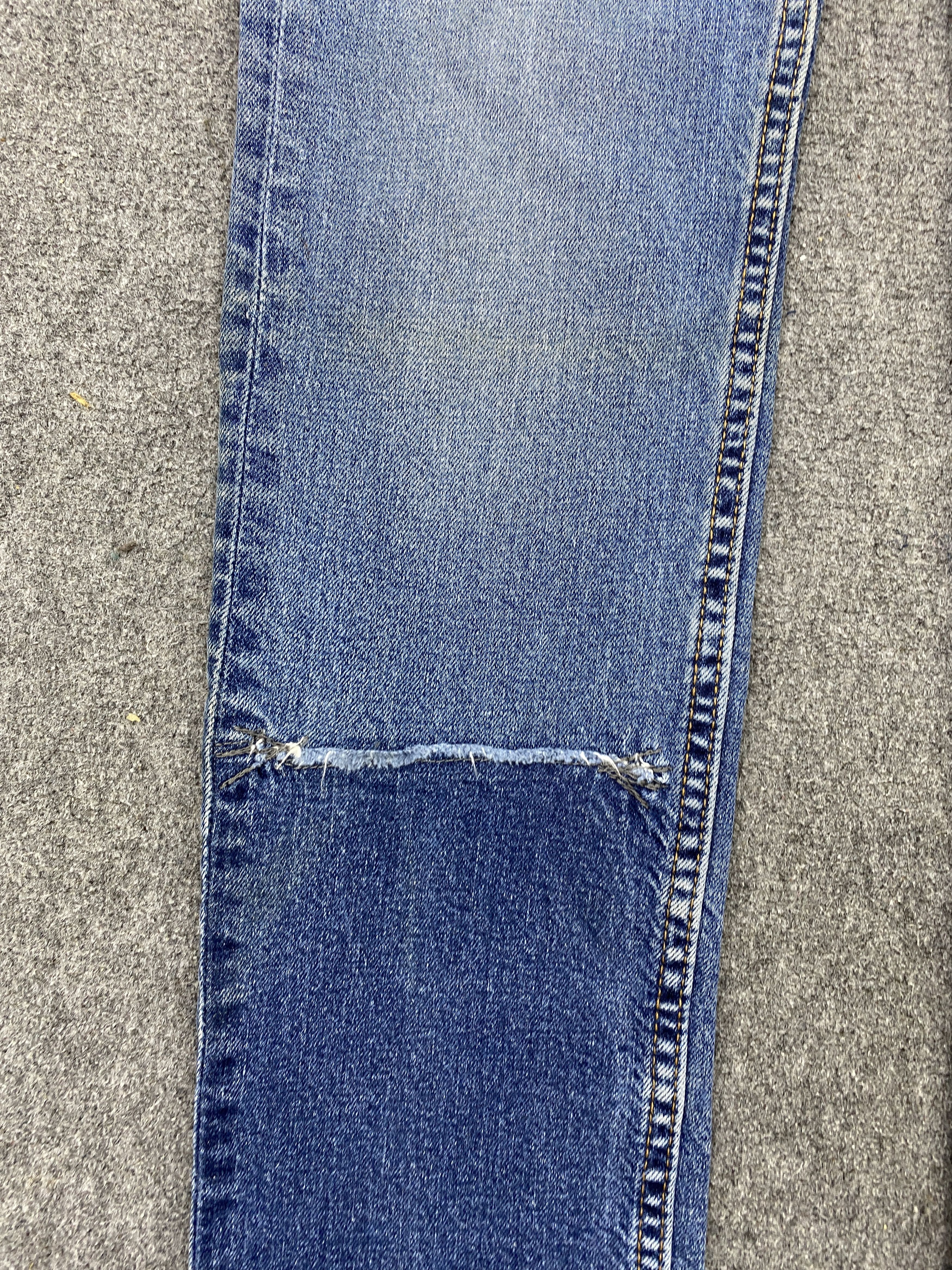 Levi's Vintage Distressed Levis 511 Faded Blue Jeans S0033 28x29 Size US 28 / EU 44 - 13 Thumbnail