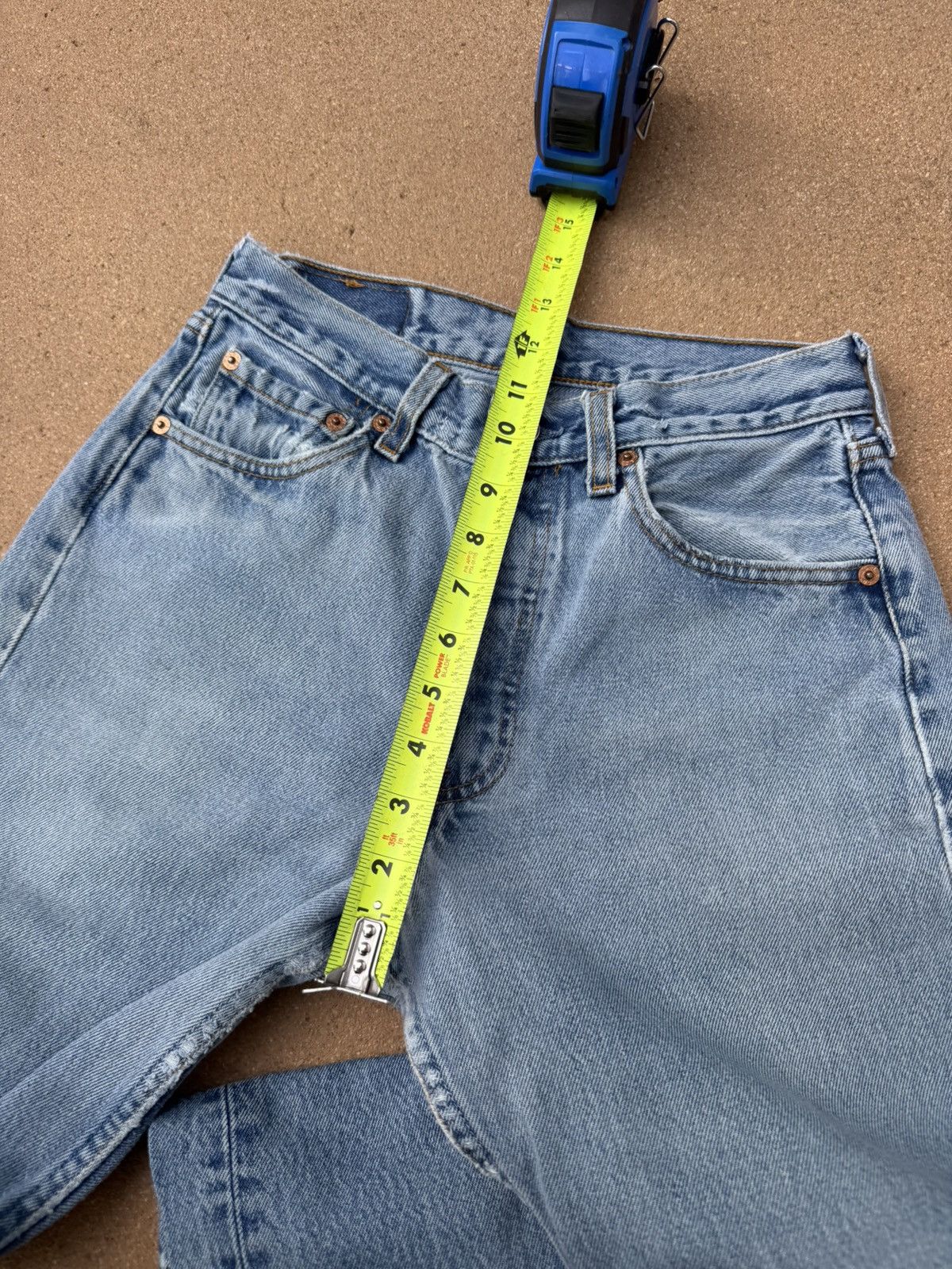 Levi's Vintage Levi’s 501xx Buttonfly Straight Faded Jeans 27x32 Size US 27 - 15 Thumbnail