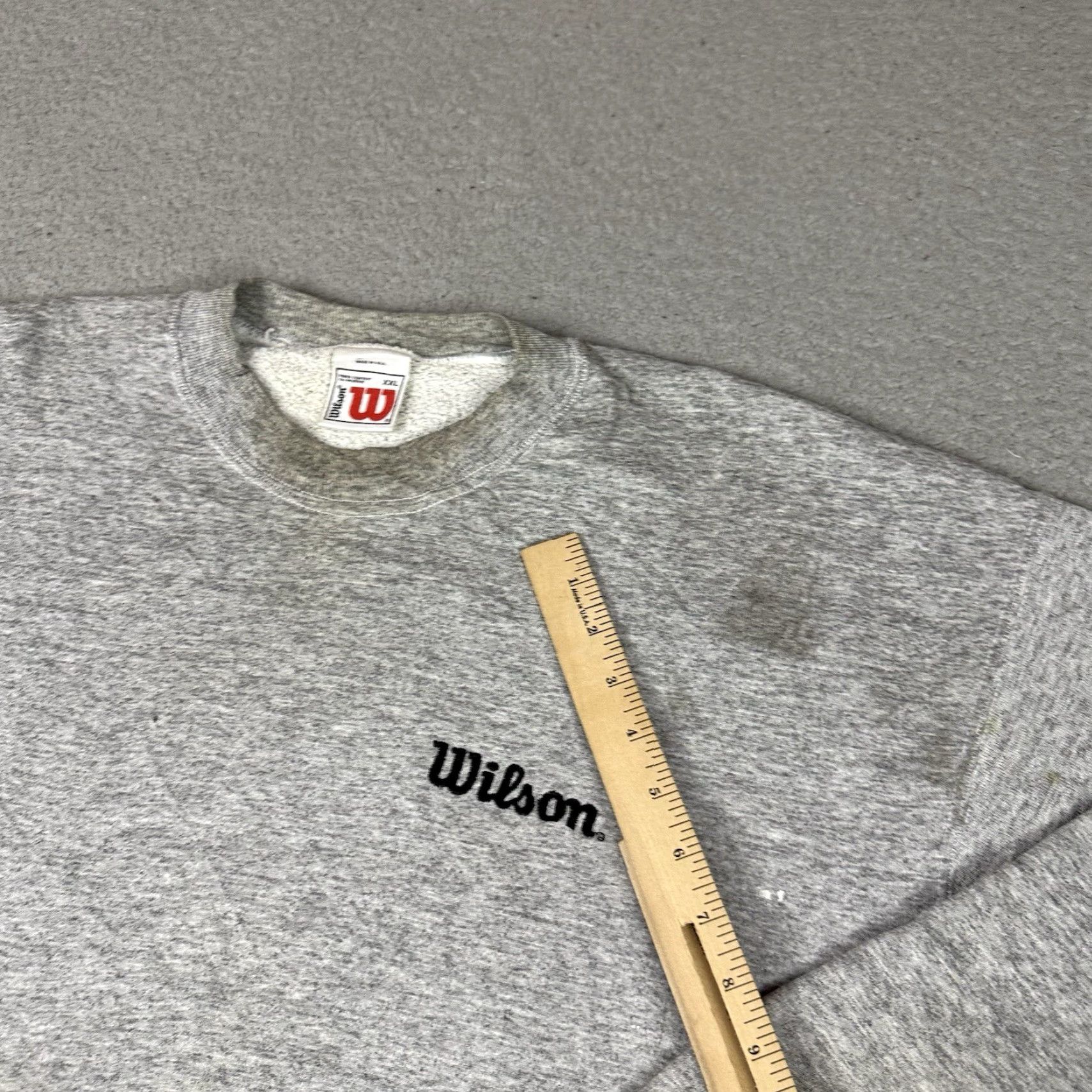Wilson VINTAGE Wilson Sweatshirt Men's 2XL Gray Embroidered Distressed Pullover 90s Sports Shirt Crew Neck Size US XXL / EU 58 / 5 - 7 Thumbnail