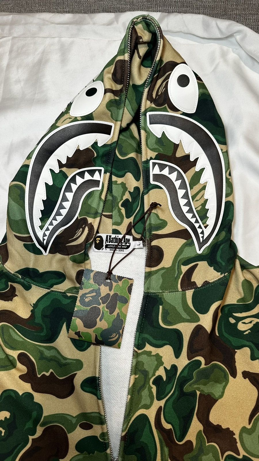 Bape ART CAMO SHARK FULL ZIP HOODIE Size US L / EU 52-54 / 3 - 4 Thumbnail