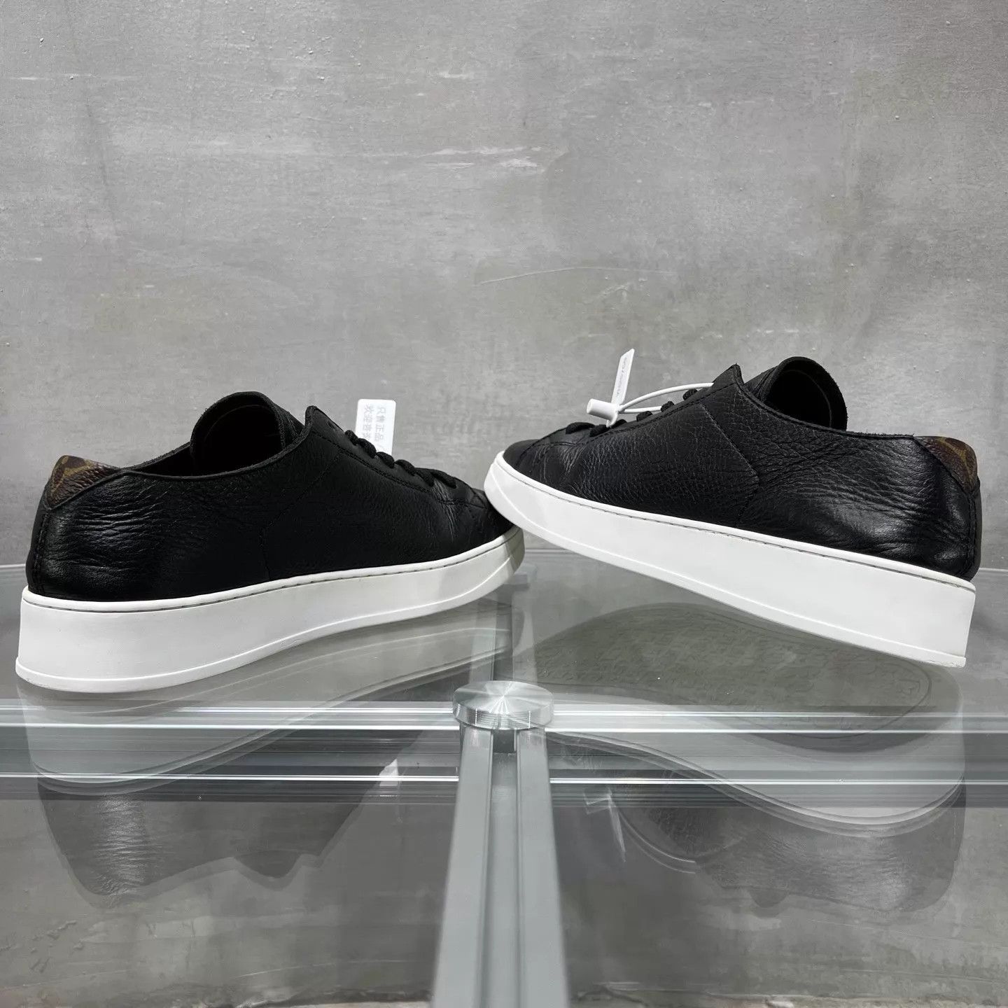 Louis Vuitton LV low-top casual sneakers UK6/40 Size US 7 / EU 40 - 5 Thumbnail