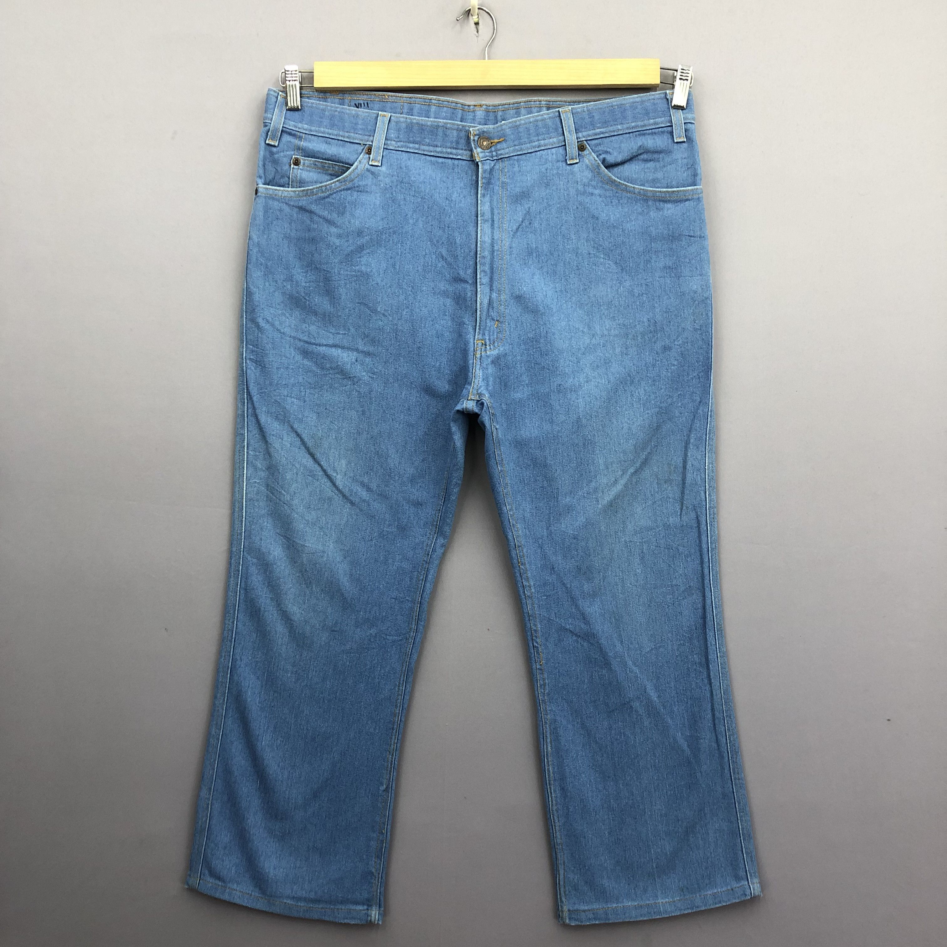 Levi's Vintage Y2K Levis Baggy Style Jeans Light Wash Skater Denim Size 40" / US 18 - 1 Thumbnail