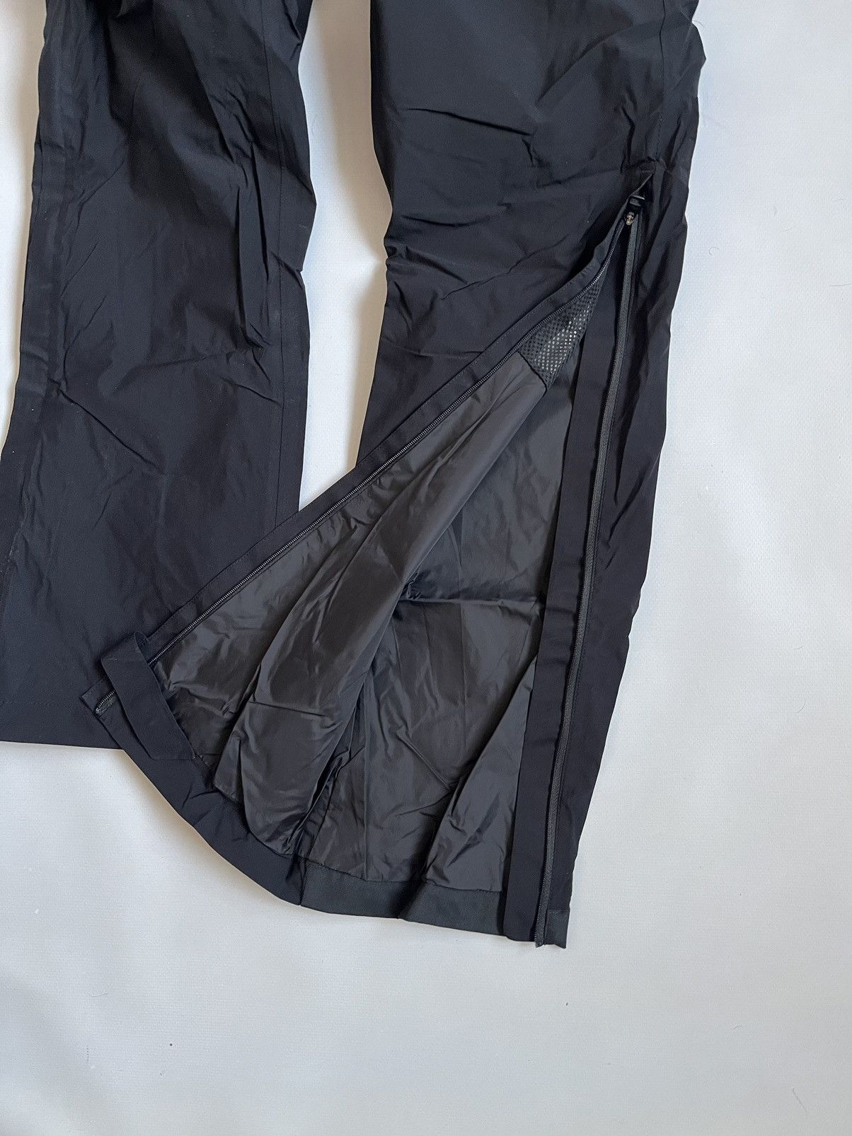 KJUS KJUS Women Black Warterproof Polyester Gorpcore Trousers Size 25" / US 0 / IT 36 - 9 Thumbnail
