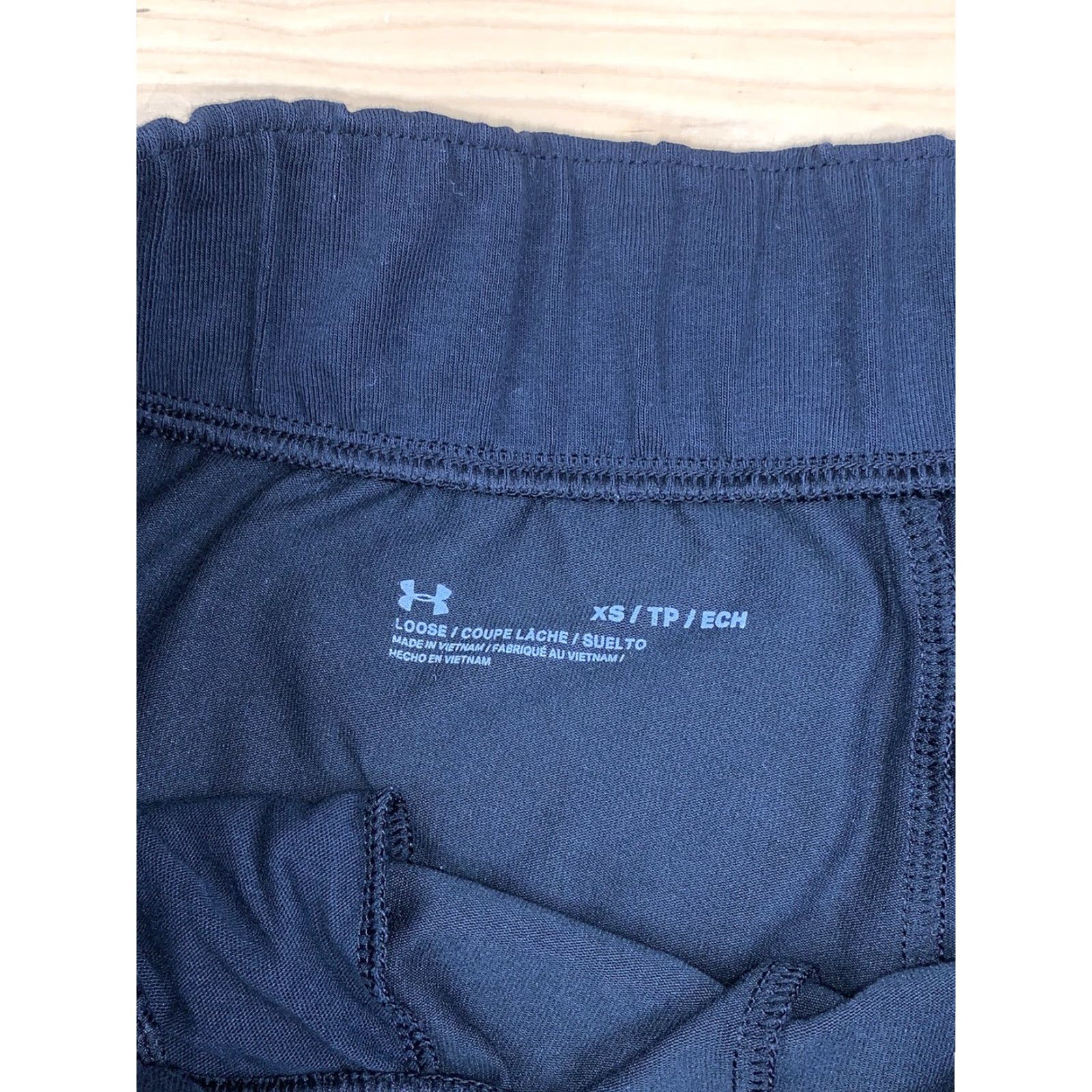 Under Armour Under Armour Pants Womens XS Black Casual Athleisure Sweatpants Size 26" / US 2 / IT 38 - 6 Thumbnail