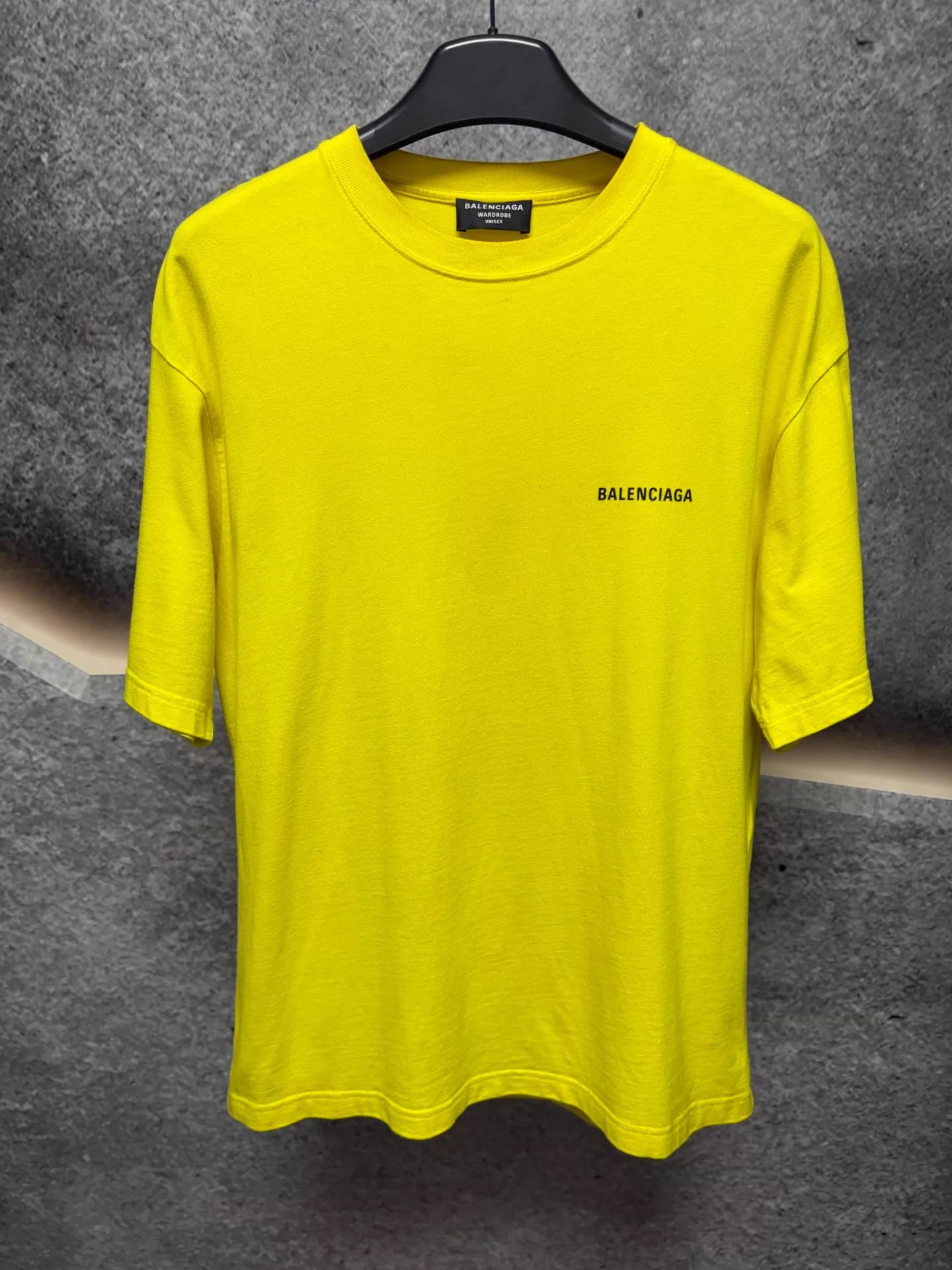 Balenciaga Balenciaga Yellow SS Tee Size S Size US S / EU 44-46 / 1 - 1 Thumbnail