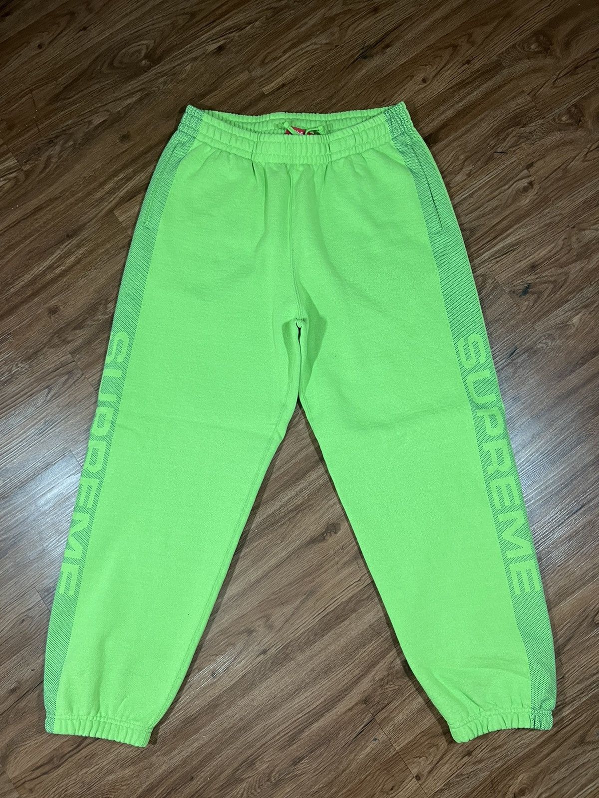 Supreme Supreme Bright Green Jacquard Sweatpants Sz M | Grailed