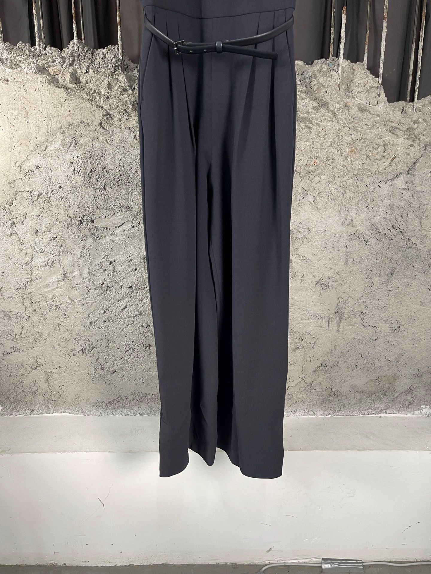 Max Mara Max Mara Sleeveless Jumpsuit Women's 34 New Size 25" / US 0 / IT 36 - 4 Thumbnail