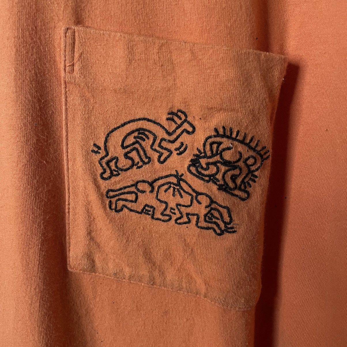 Keith Haring × Uniqlo Keith Haring Big Script Collaboration T Shirt Size US XL / EU 56 / 4 - 5 Thumbnail