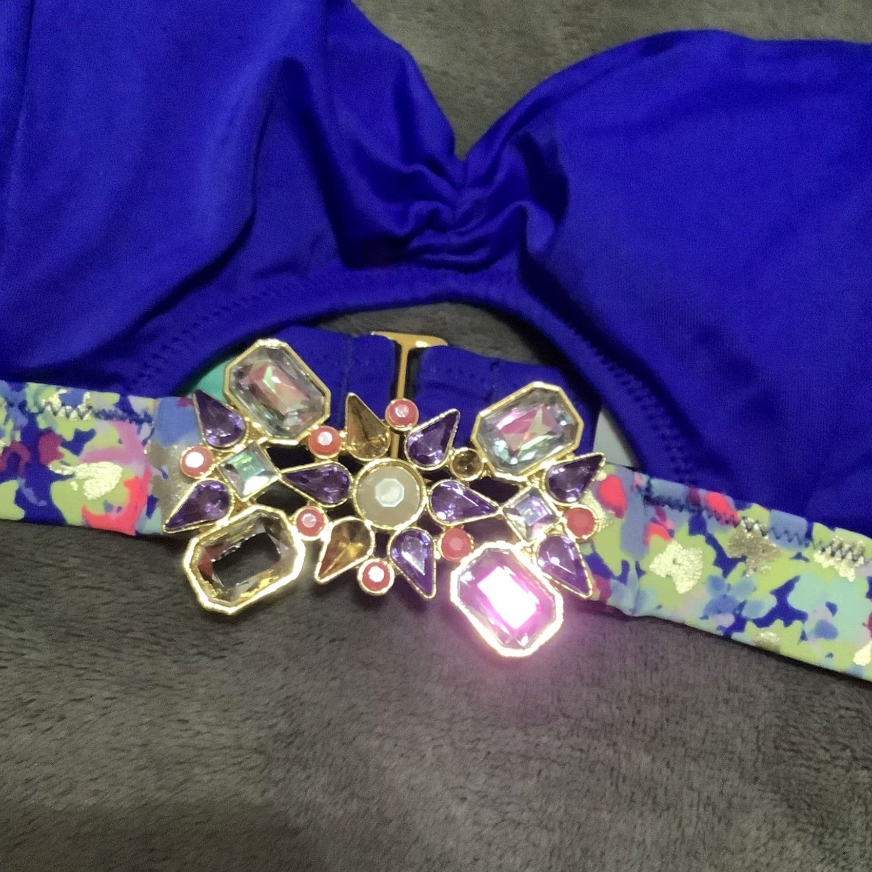 Victoria's Secret Victoria's Secret Bikini Top L Multicolor Halter Beaded Glitter Rhinestone Sequin Stone Floral Boho Aloha Beach Size ONE SIZE - 2 Thumbnail