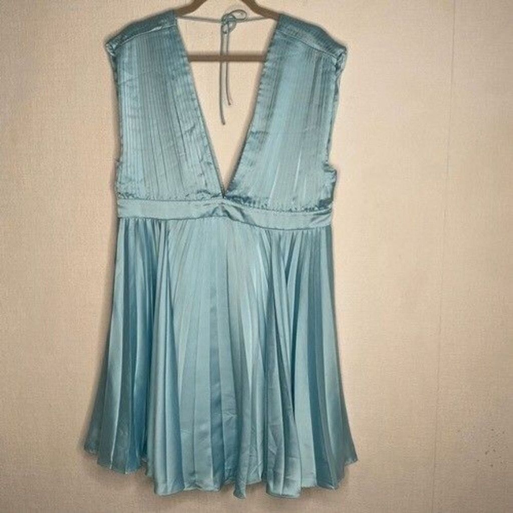 Abercrombie & Fitch NWOT Abercrombie & Fitch Pleated Satin Mini Dress Women XLT Size XL / US 12-14 / IT 48-50 - 10 Thumbnail