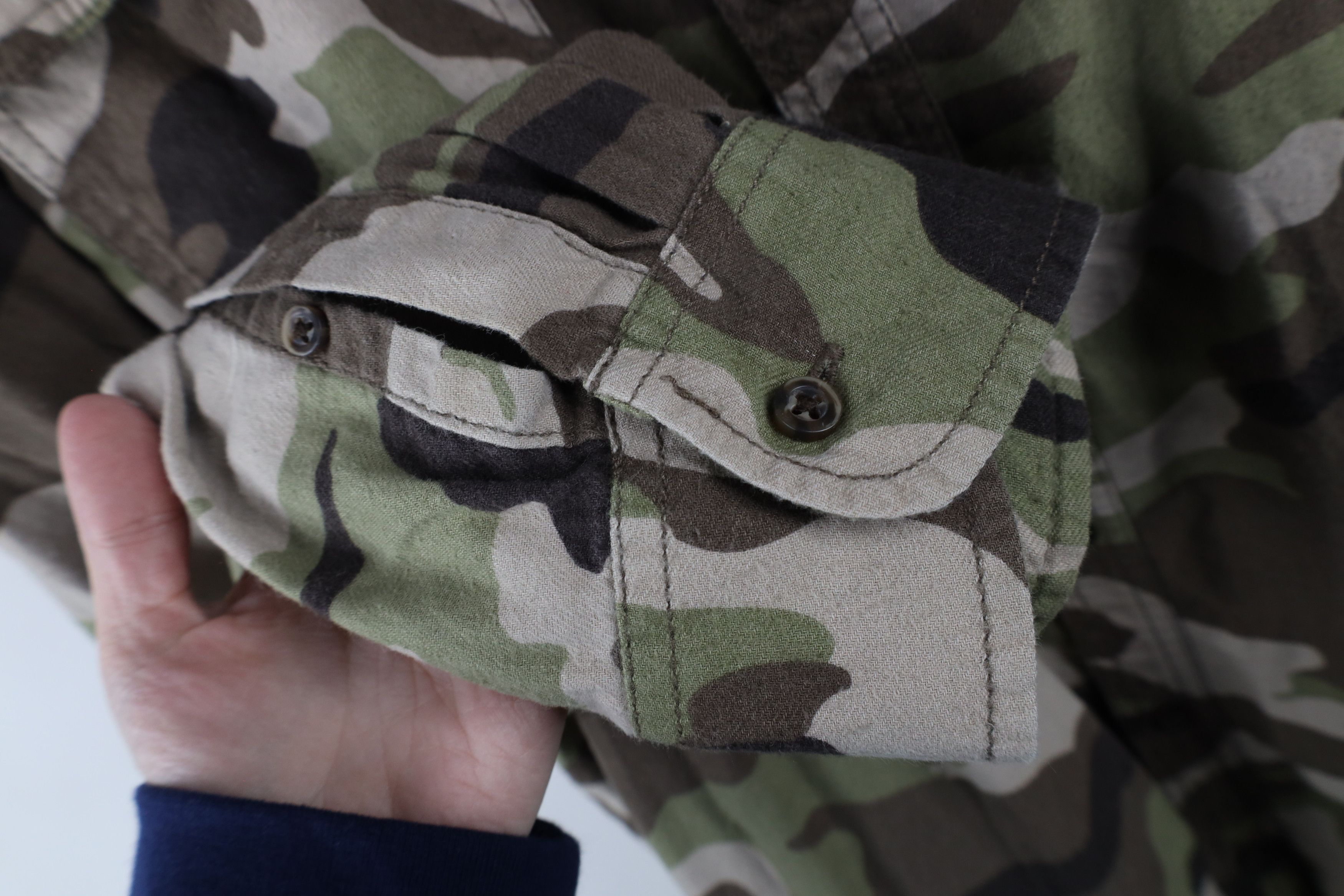 Vintage Vintage 90s Streetwear Camouflage Collared Button Shirt Size US XXL / EU 58 / 5 - 7 Thumbnail