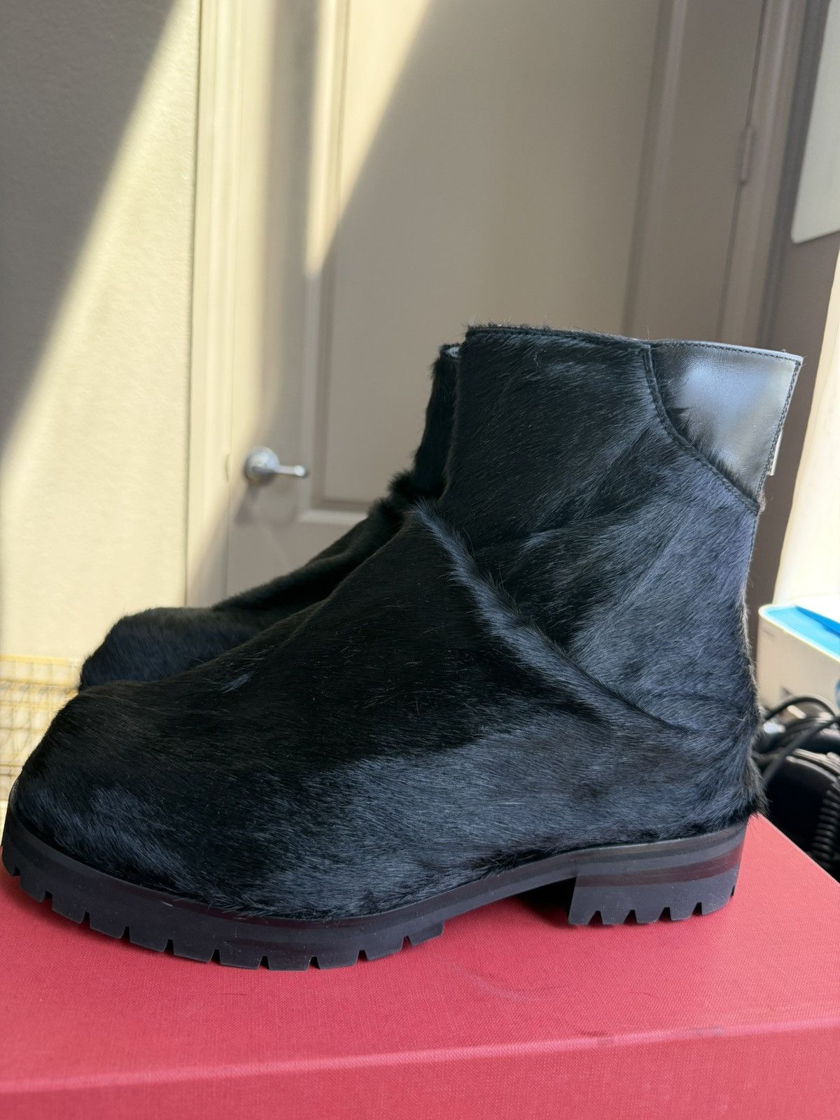 424 PONY HAIR MARATHON BOOT Size US 10 / EU 43 - 6 Thumbnail