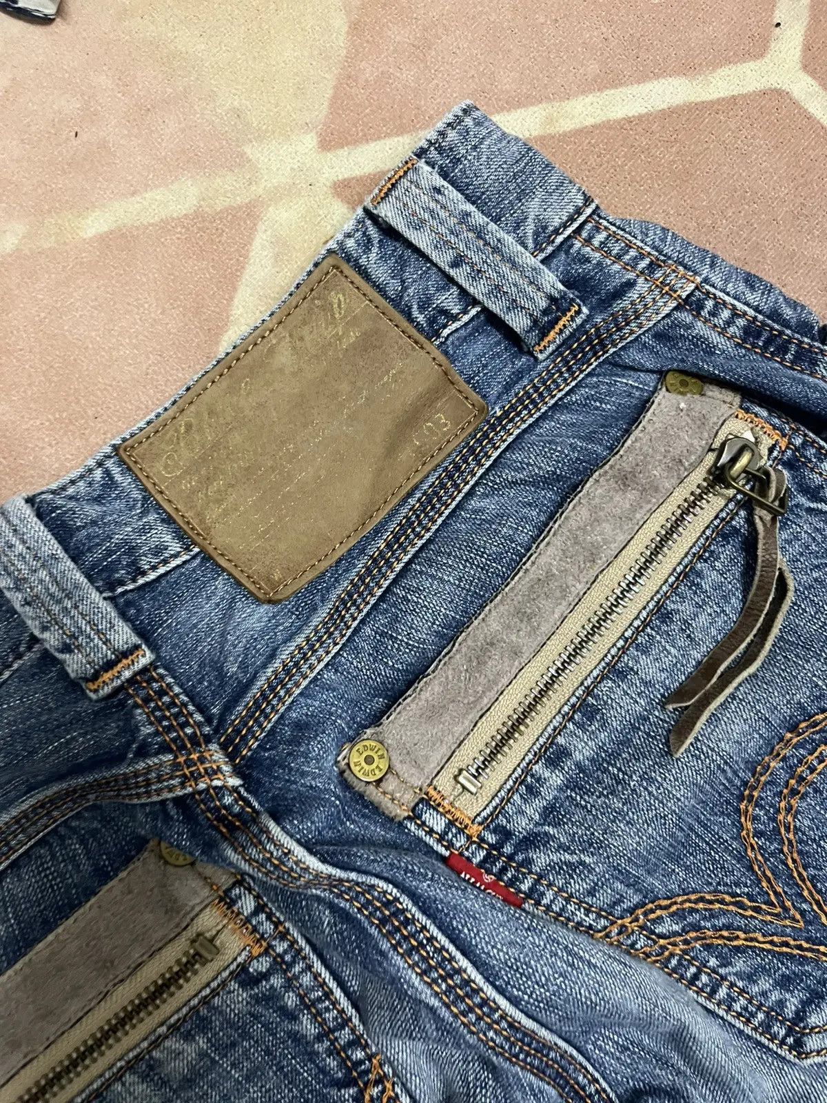 Edwin Edwin Crazy Faded Jeans Size US 29 - 15 Thumbnail