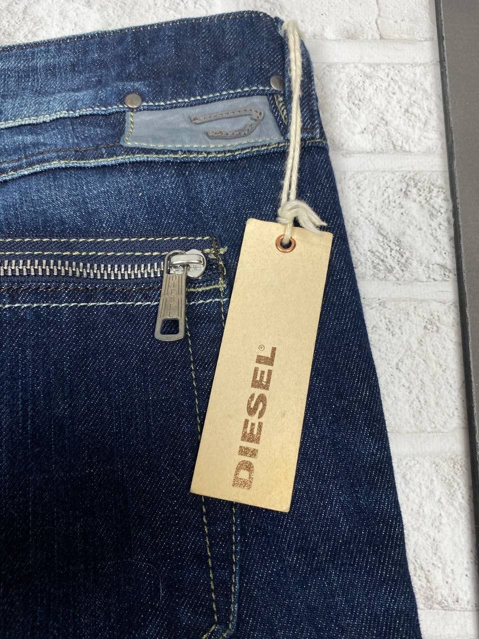 Diesel NEW Diesel Jeans Mens Washed Slim Tapered Zipper Pockets Y2K Size US 31 - 13 Thumbnail