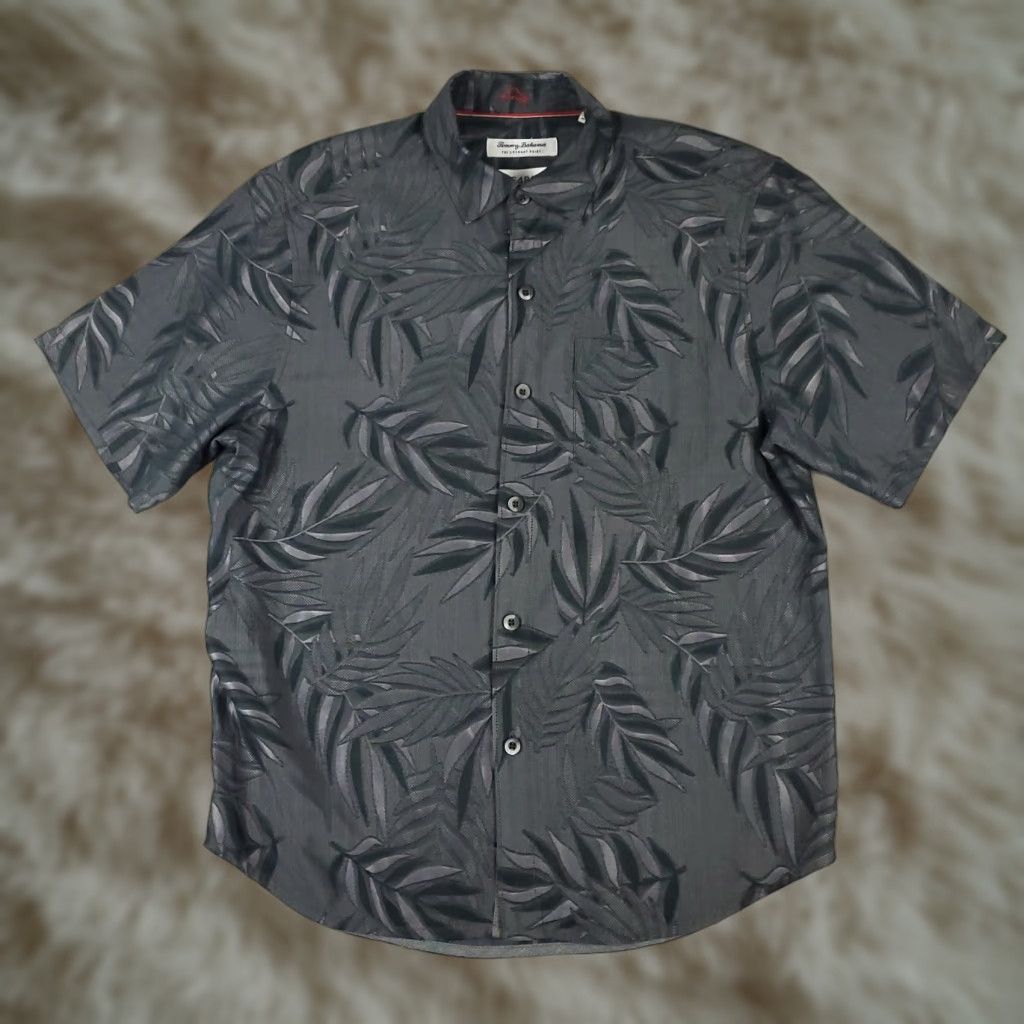 Tommy Bahama Tommy Bahama Shirt Mens Medium Gray Leaf Print Modal Hawaiian Button Up Shirt Size US M / EU 48-50 / 2 - 1 Thumbnail