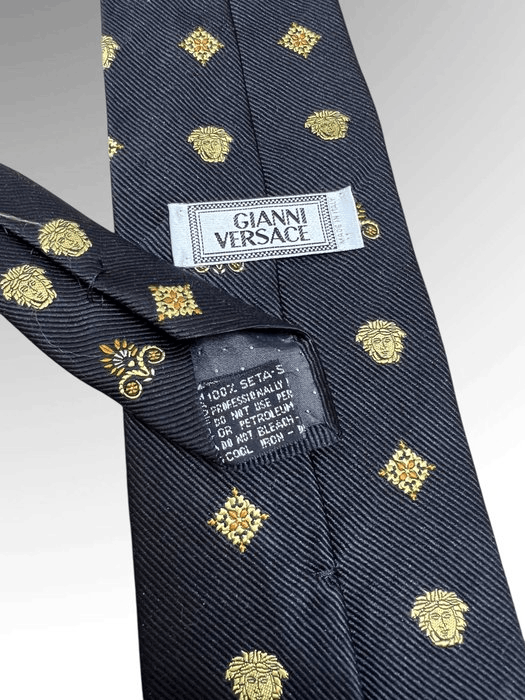 Claude Montana × Etro × Versace Luxury Designer Silk Tie Set – Versace,Etro & Claude Montana Size ONE SIZE - 7 Thumbnail