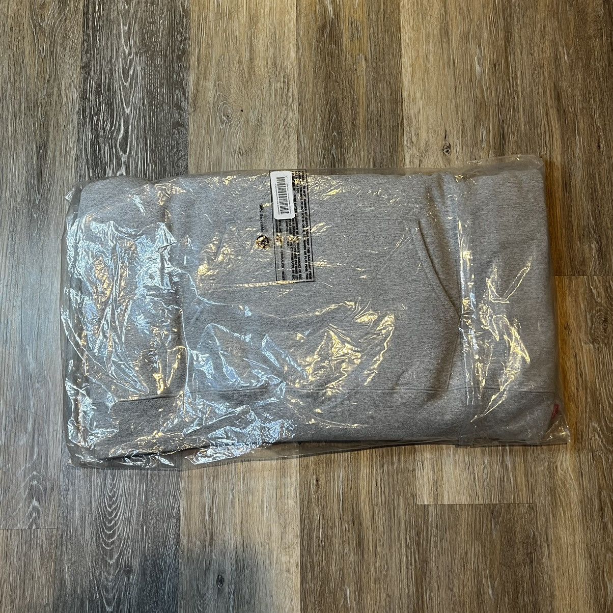 Supreme Supreme x Burberry Box Logo Hoodie Size US XL / EU 56 / 4 - 17 Thumbnail