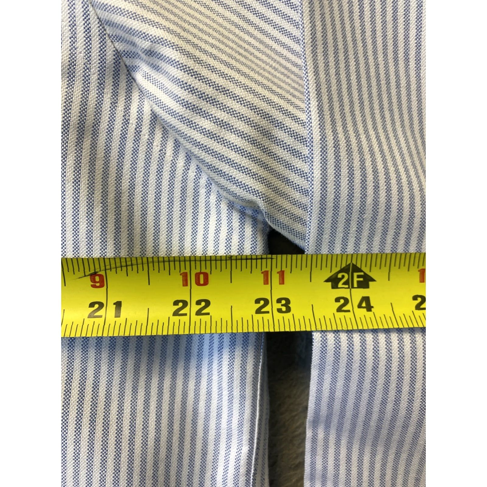 Vintage Vintage LL Bean Shirt Adult 16 33 Blue Stripes Button Down 82-80 / 16 Button-Up Collared USA Classic Button Down Long Sleeve Size US L / EU 52-54 / 3 - 5 Thumbnail