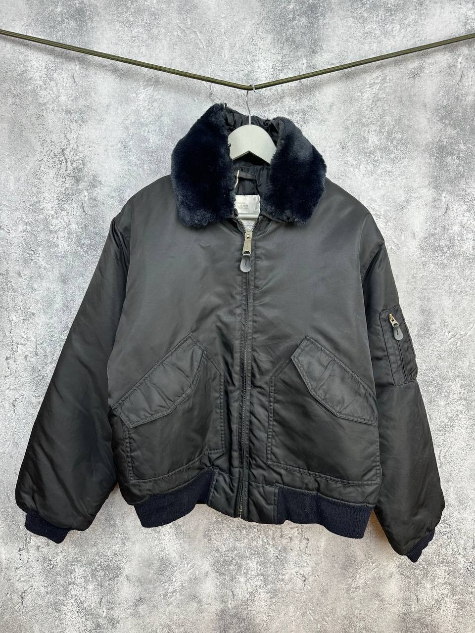 Alpha Industries Jacket Flyers USAF MA-1 Bomber Nylon Type CWU-45/P Fur Trim Size US M / EU 48-50 / 2 - 1 Thumbnail