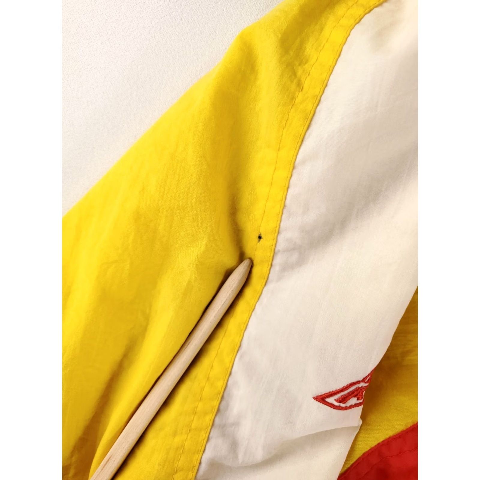 Vintage VINTAGE Apex One Jacket Kansas City Chiefs Windbreaker Red White Yellow Mens XL FLAWS Size US XL / EU 56 / 4 - 7 Thumbnail