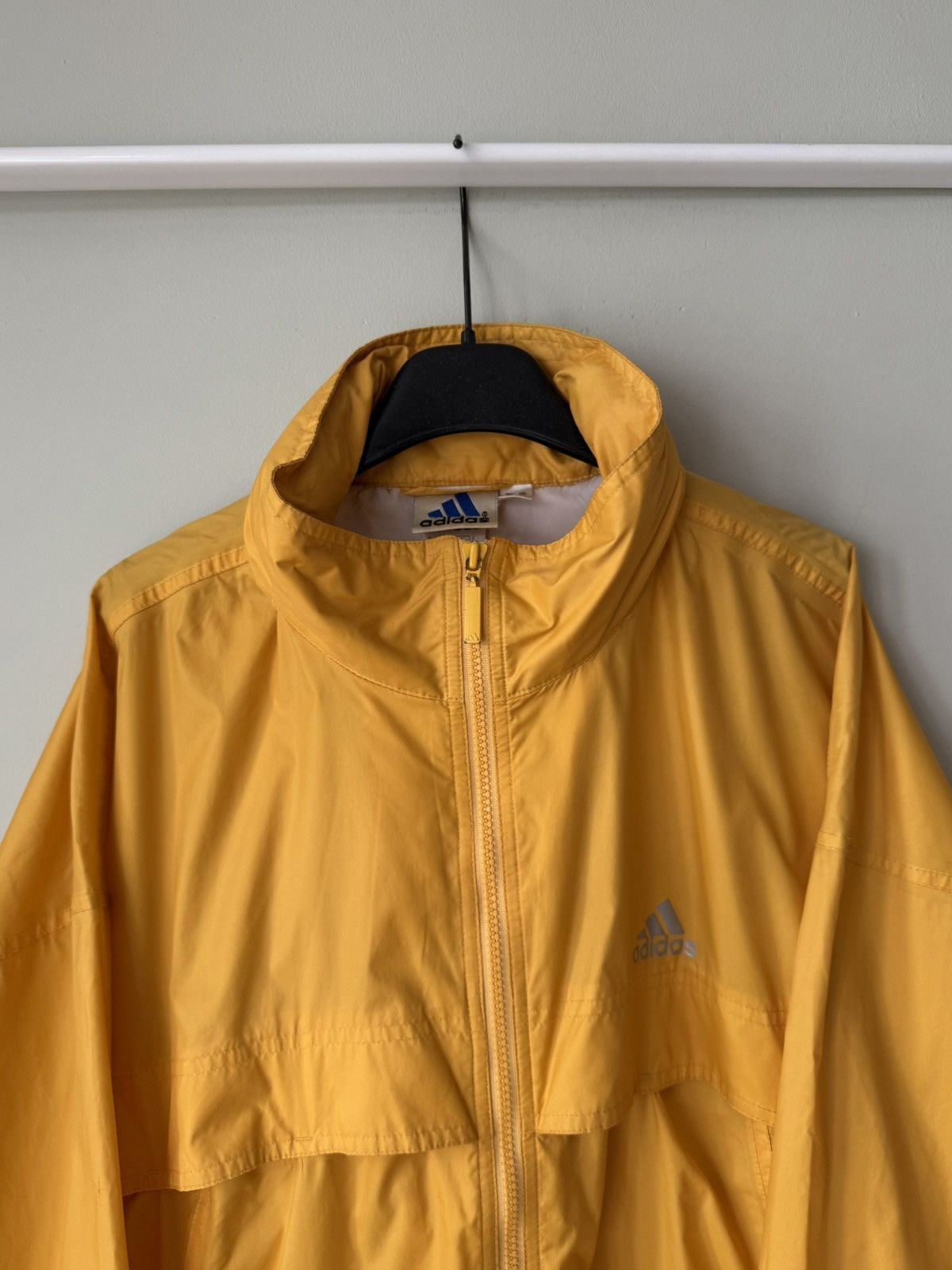 Adidas 2000 Adidas Vintage Rain coat light jacket & bag reflective Size US XL / EU 56 / 4 - 4 Thumbnail