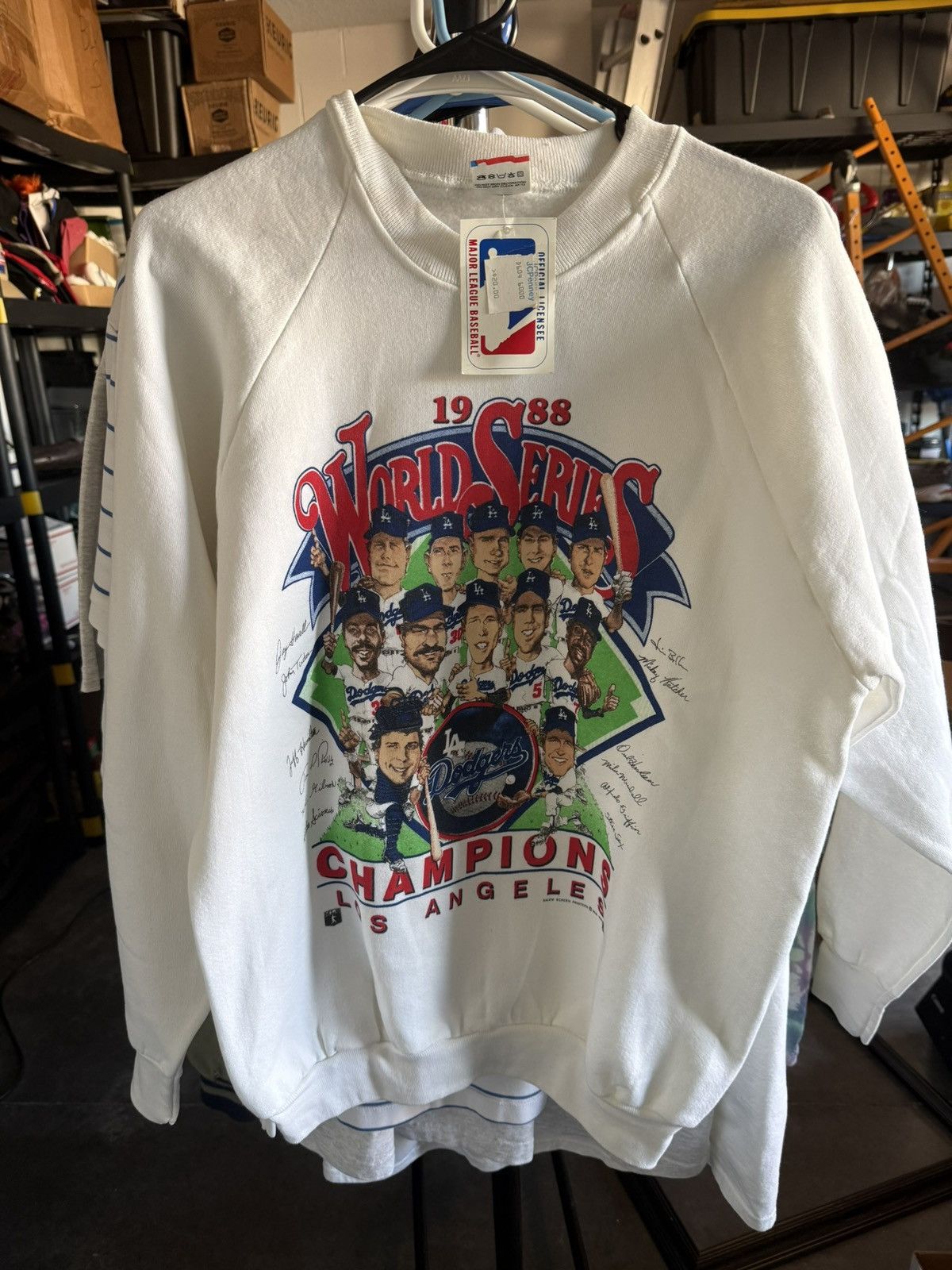 Fruit Of The Loom Vtg LA Dodgers 1988 World Series champions pullover sweater Size US L / EU 52-54 / 3 - 1 Thumbnail