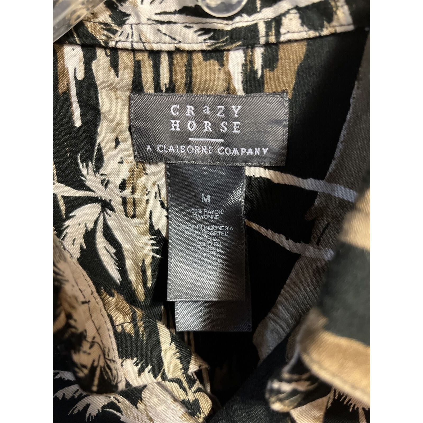 Other Crazy Horse Men's M Black Floral Button Rayon Hawaiian Shirt Size US M / EU 48-50 / 2 - 2 Thumbnail
