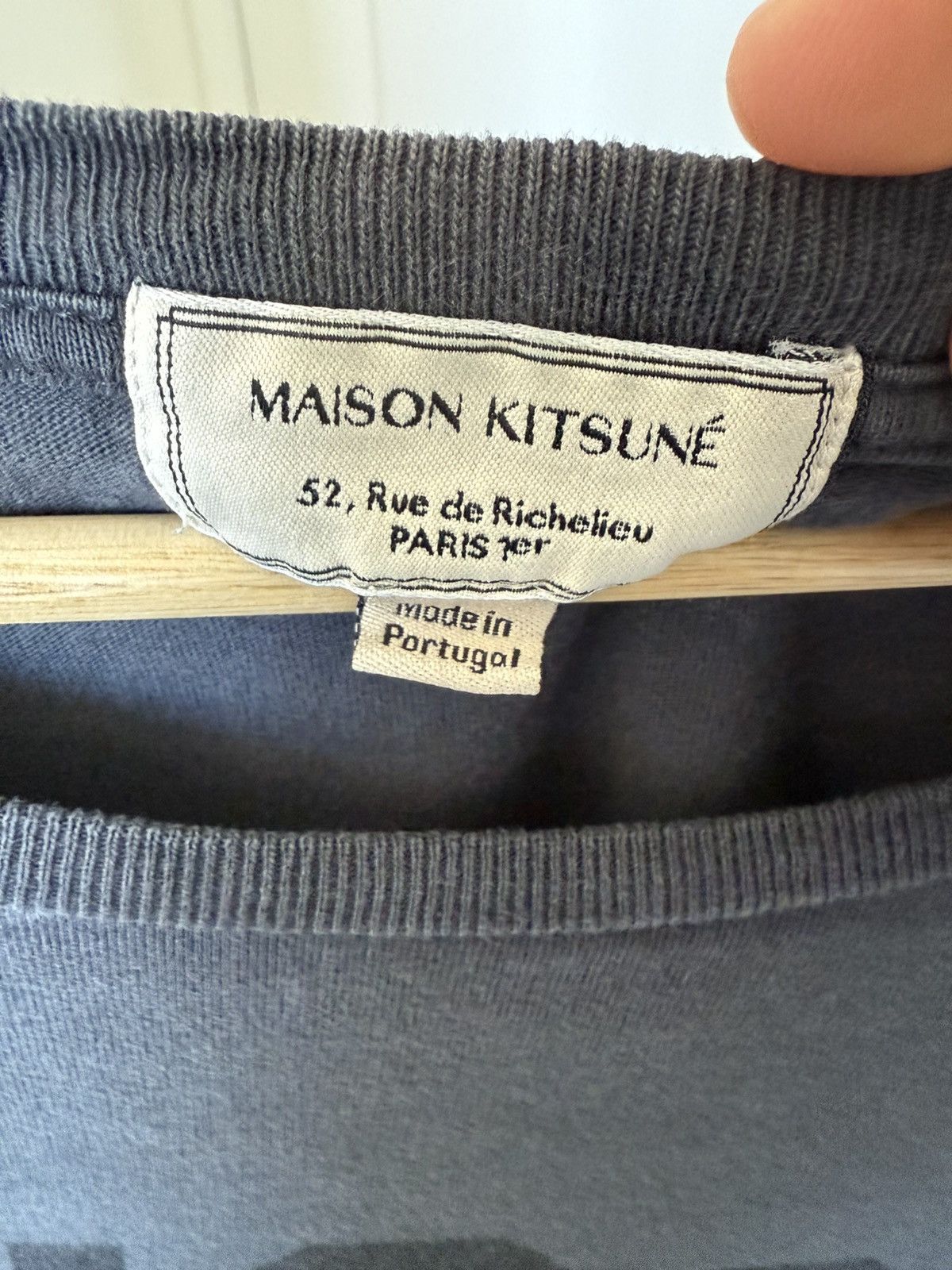Maison Kitsune Maison Kitsune Spellout T Shirt Size US M / EU 48-50 / 2 - 2 Thumbnail