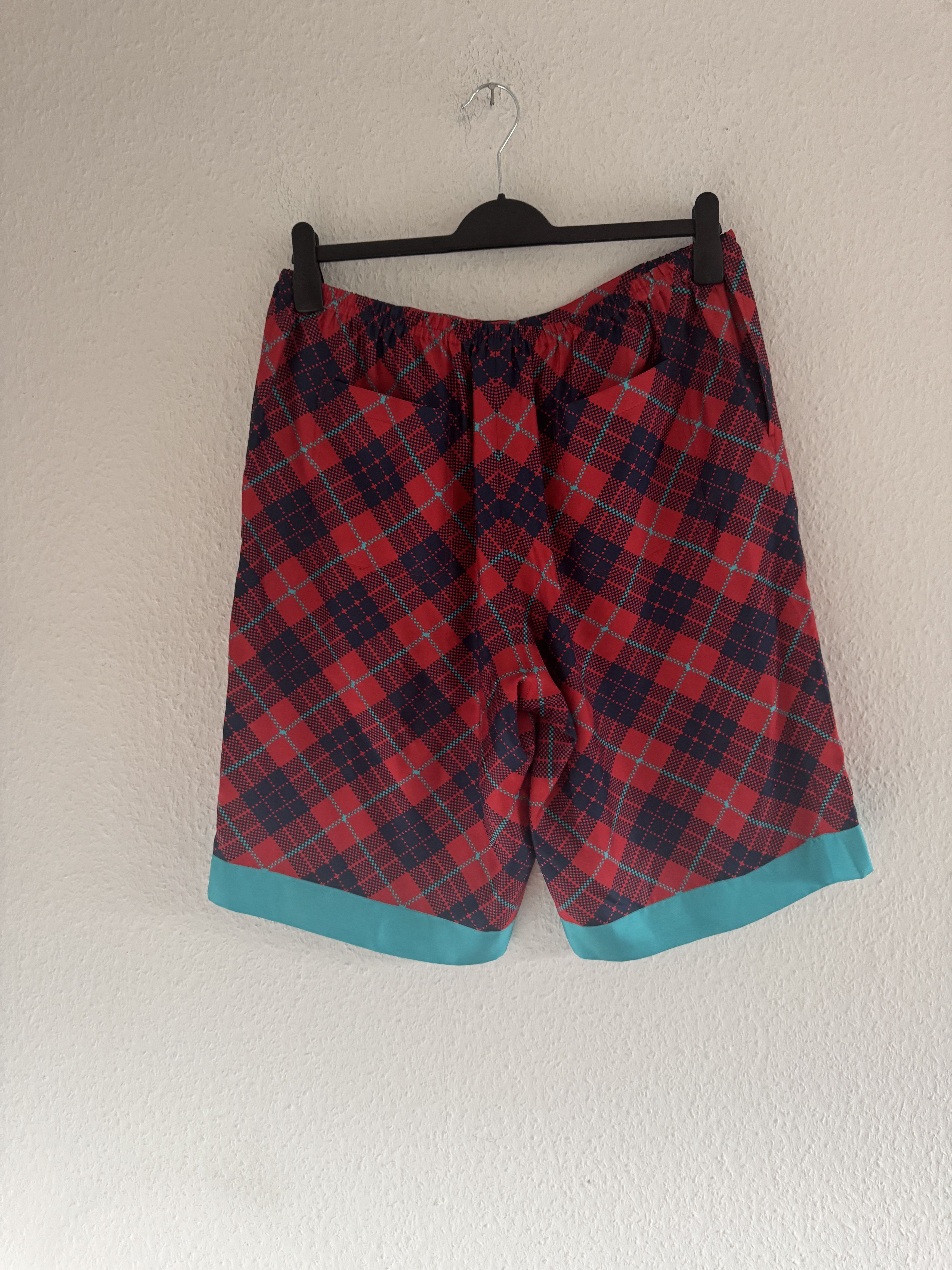 Gucci Checkered Silk Shorts with Blue Hem Size US 34 / EU 50 - 3 Thumbnail