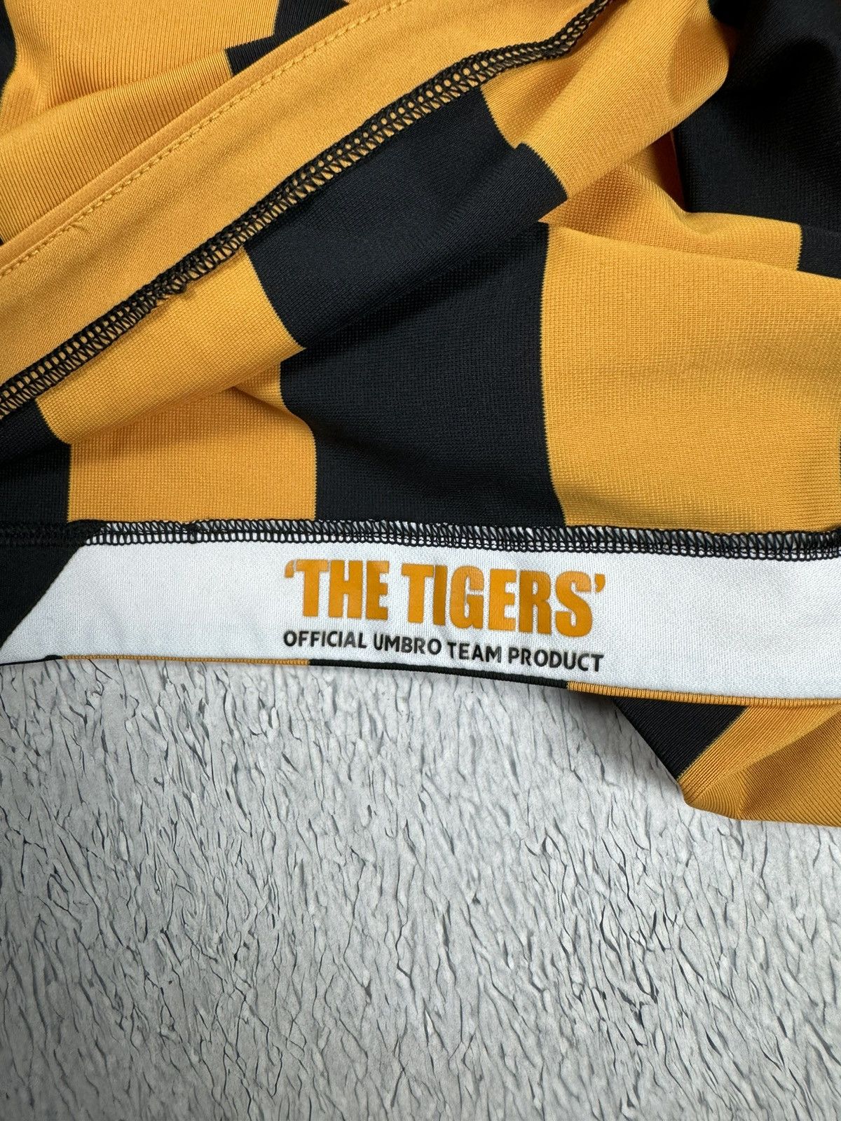 Umbro × Vintage Vintage Hull City AFC 2008/09 Umbro Jersey XL size Size US XL / EU 56 / 4 - 14 Thumbnail