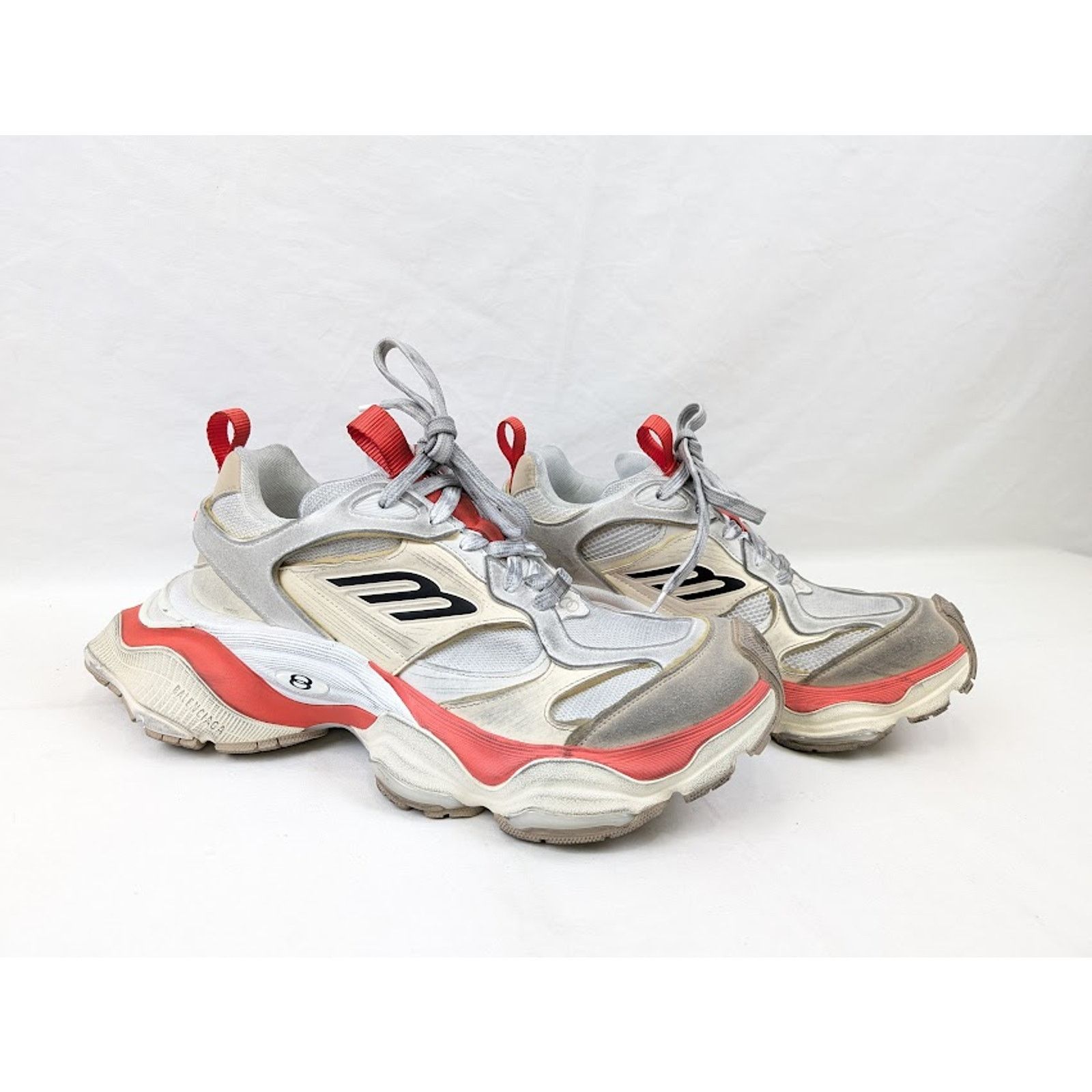 Balenciaga o1rshd1 Cargo Suede Low-Top Sneakers in Beige/Grey/Red Size US 12 / EU 45 - 9 Thumbnail