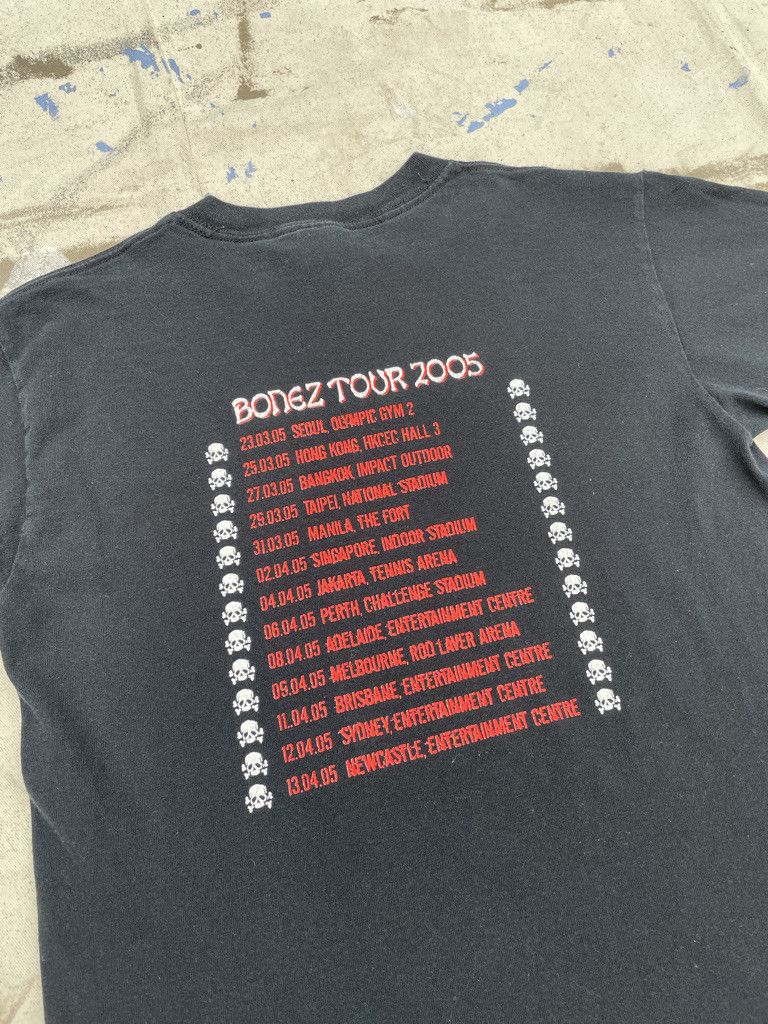 Vintage Y2K Avril Lavigne Bonez Tour 2005 T- Shirt- 2000s Vintage Size US S / EU 44-46 / 1 - 3 Thumbnail