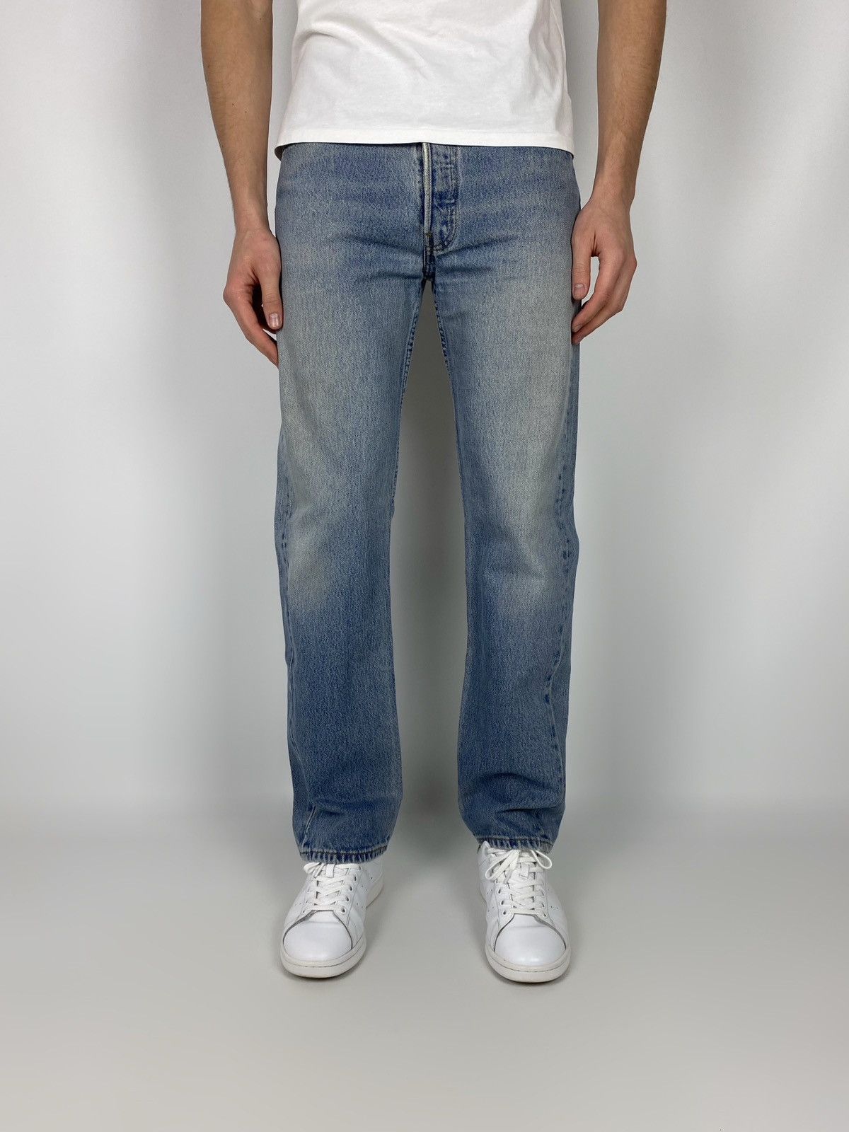 Levi's 2000’s Vintage Levi’s 501 Light Blue Washed Denim Pants Size US 32 / EU 48 - 1 Thumbnail