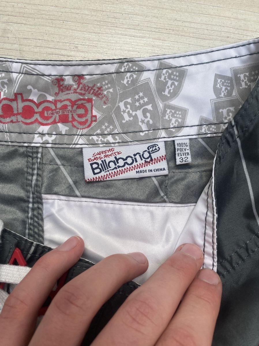 Billabong × Vintage Billabong Graphic Board Shorts (New w/ Keychain) - Size 32 Size US 32 / EU 48 - 7 Thumbnail