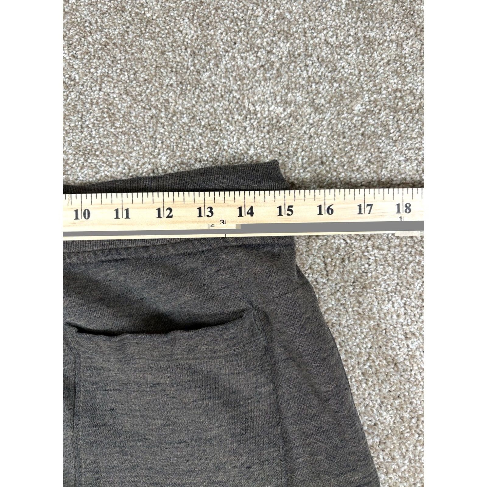 Old Navy Old Navy Dark Green Jersey Jogger Sweatpants Men’s Small Slim Tapered Pockets Elastic Waist Inseam 26 Size S Casual Knit Comfort Flex Size US S / EU 44-46 / 1 - 7 Thumbnail