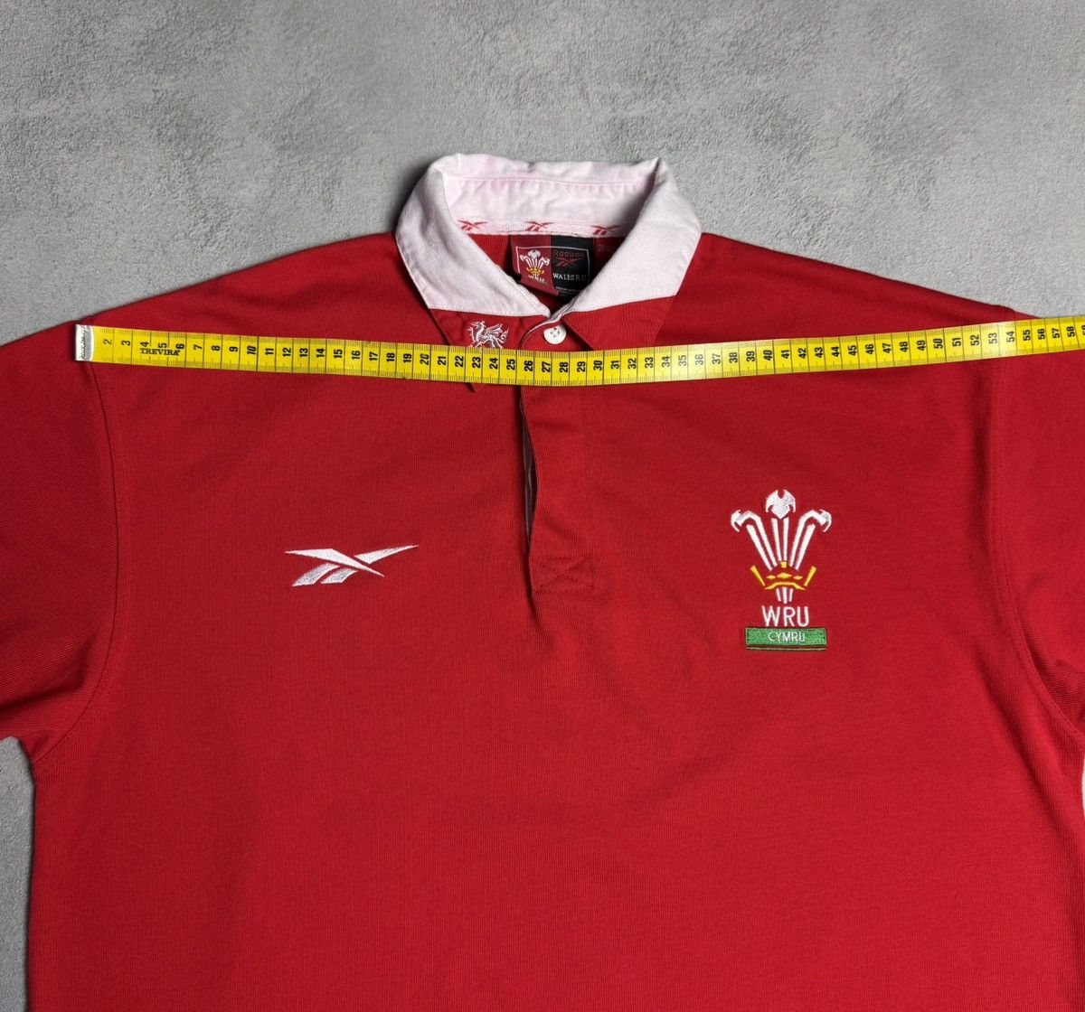 Reebok Wales 1999 2000 Home Rugby Long Sleeve Jersey Reebok Cymru Size US M / EU 48-50 / 2 - 17 Thumbnail