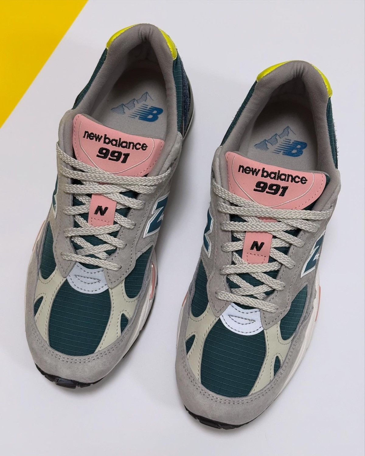 New Balance NEW BALANCE 991 MADE IN ENGLAND 'PACIFIC MAJOLICA BLUE’ Size US 8.5 / EU 41-42 - 6 Thumbnail