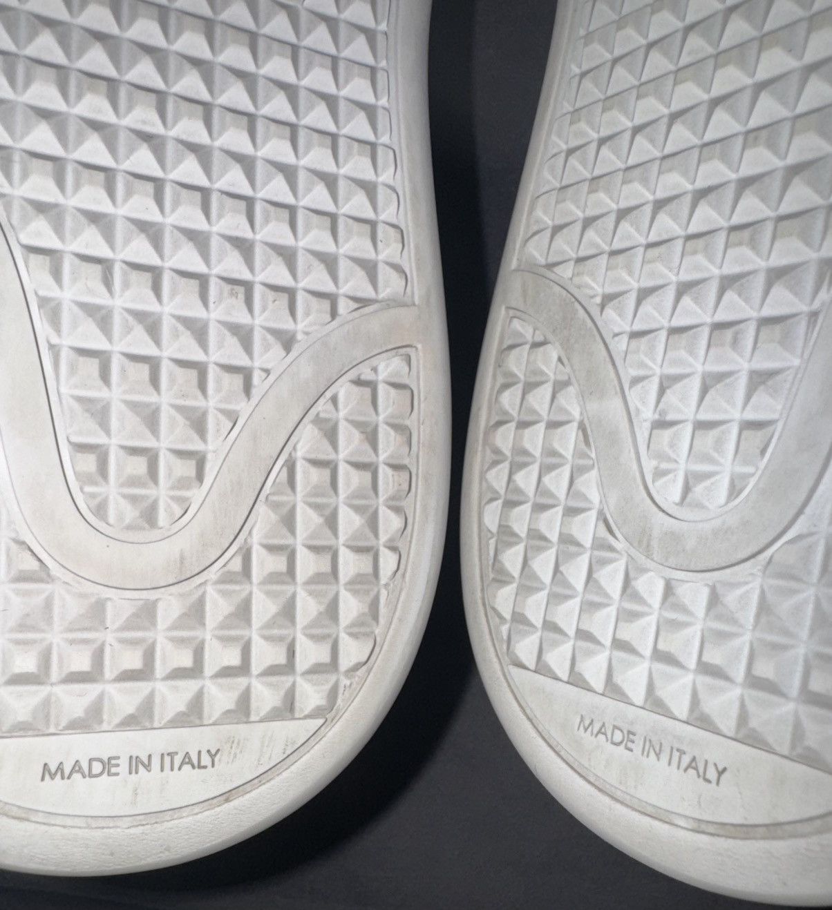 Louis Vuitton Louis Vuitton Frontrow Flags Slip On Sneakers Men’s Size 8 Size US 8 / EU 41 - 10 Thumbnail